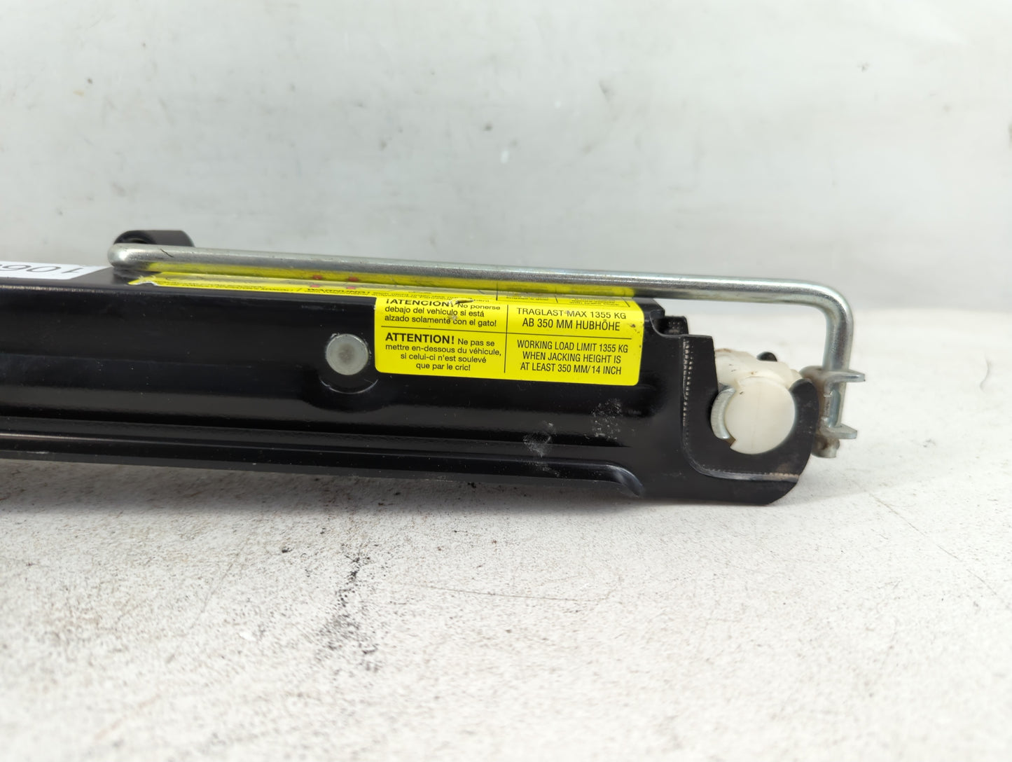 2008 Mercedes-benz R350 Spare Scissor Car Jack - Oemusedautoparts1.com