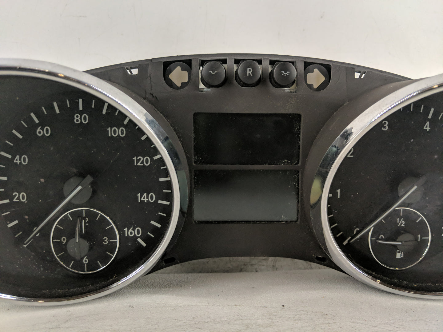 2008 Mercedes-Benz R350 Instrument Cluster Speedometer Gauges Fits OEM Used Auto Parts - Oemusedautoparts1.com