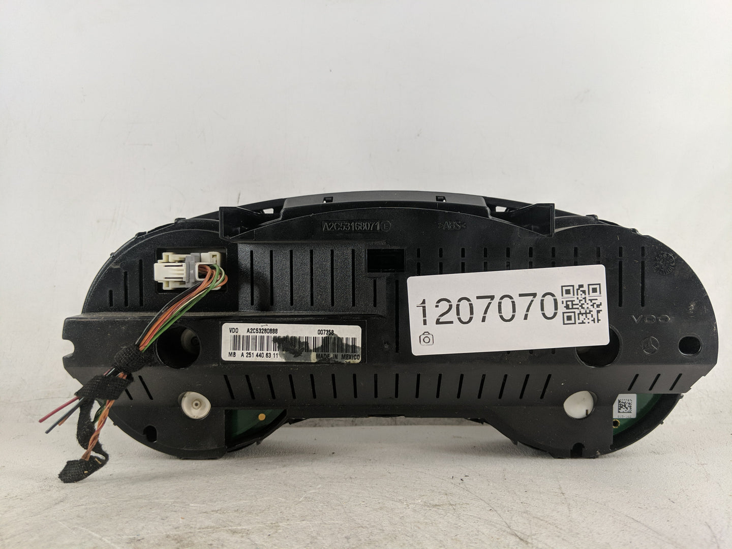 2008 Mercedes-Benz R350 Instrument Cluster Speedometer Gauges Fits OEM Used Auto Parts - Oemusedautoparts1.com