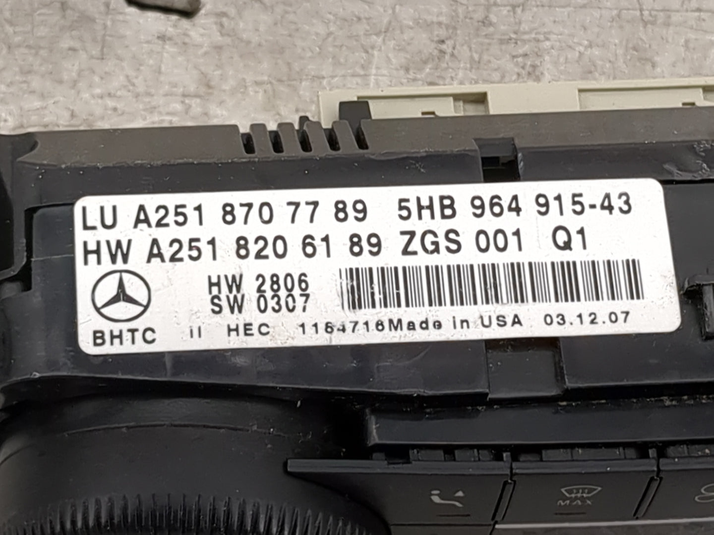 2008 Mercedes-Benz R350 Climate Control Module Temperature AC/Heater Replacement P/N:A251 820 61 89 A251 870 77 89 Fits Fits