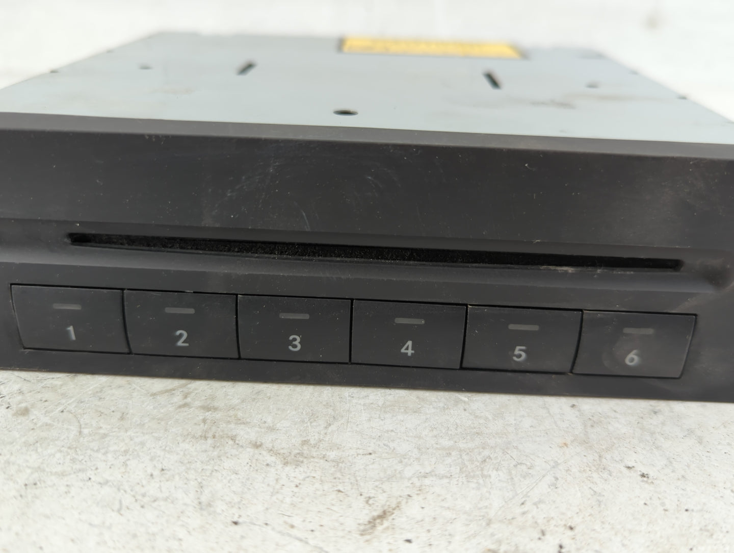 2006-2013 Mercedes-Benz R350 Radio AM FM Cd Player Receiver Replacement P/N:A 211 870 53 90 Fits OEM Used Auto Parts - Oemus