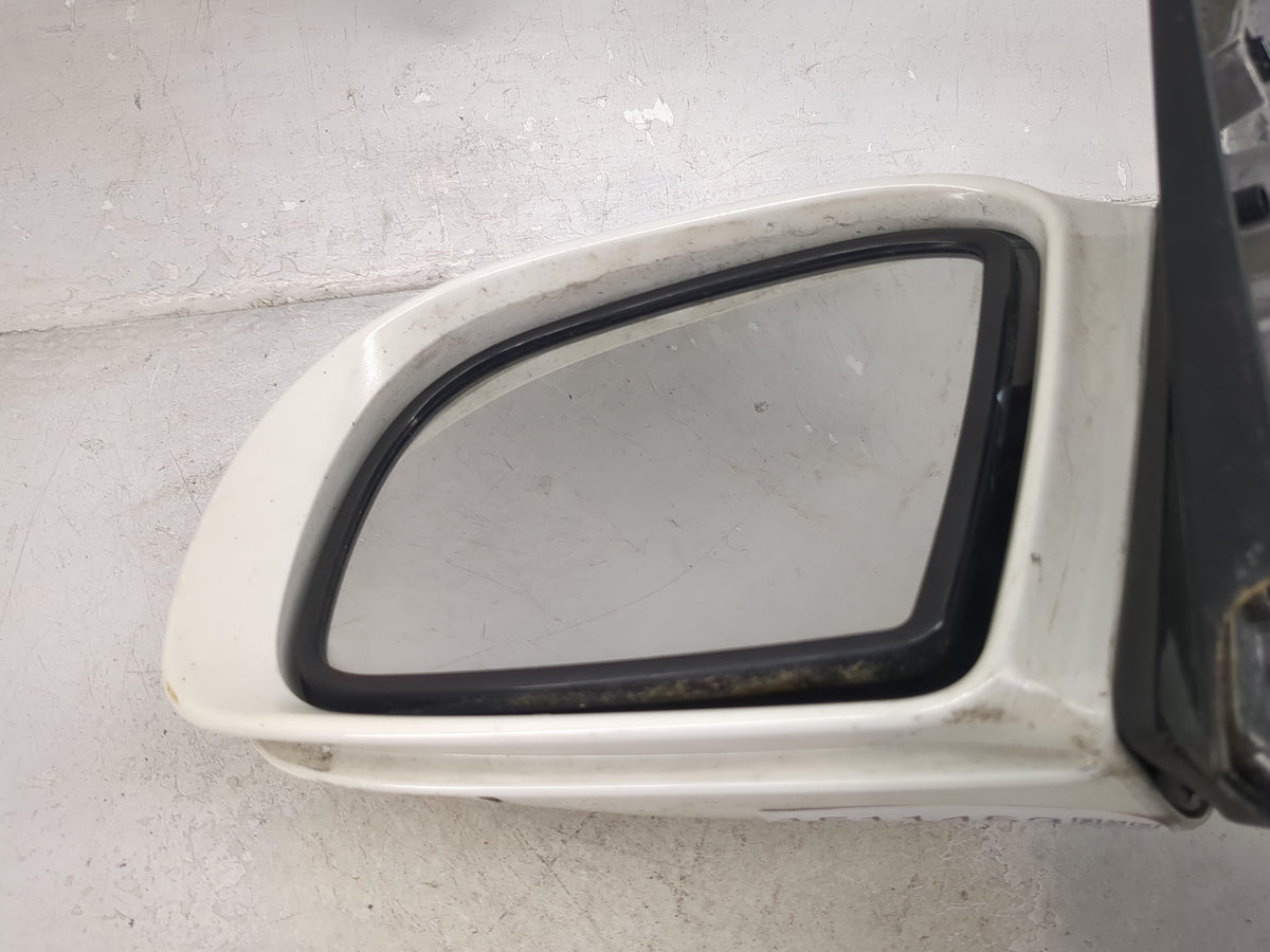 2008 Mercedes-Benz Rclass Driver Side View Mirror - Left Door Mirror OEM Used - Oemusedautoparts1.com