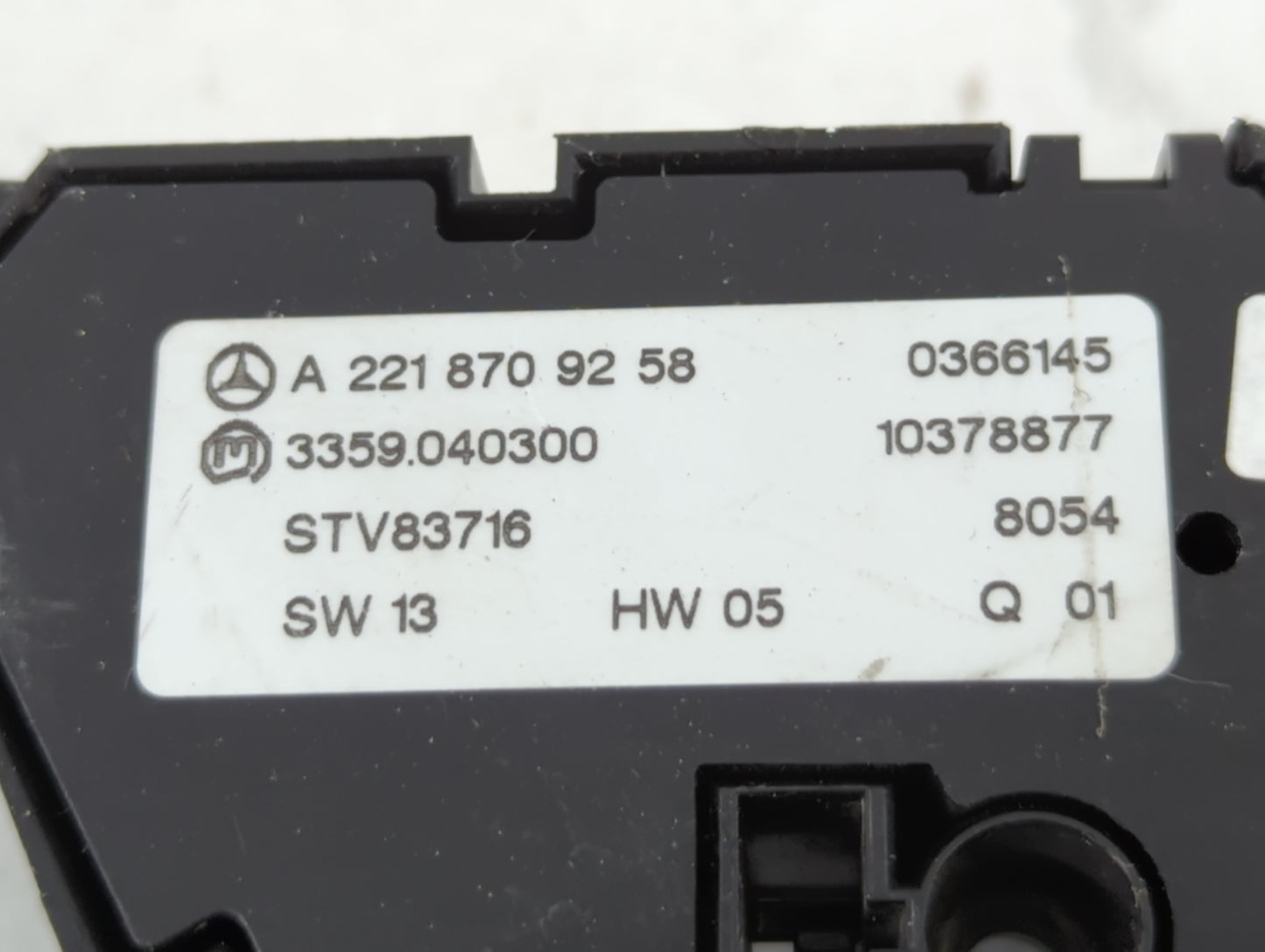 2007-2013 Mercedes-Benz S550 Power Mirror Switch Replacement Driver Side Left P/N:10378877 A 221 870 92 58 Fits OEM Used Aut