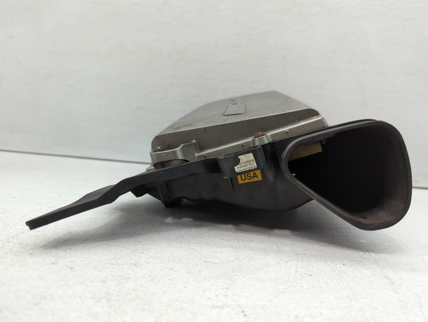 2008-2010 Mercedes-benz S63 Amg Air Cleaner Intake-duct Hose Tube - Oemusedautoparts1.com
