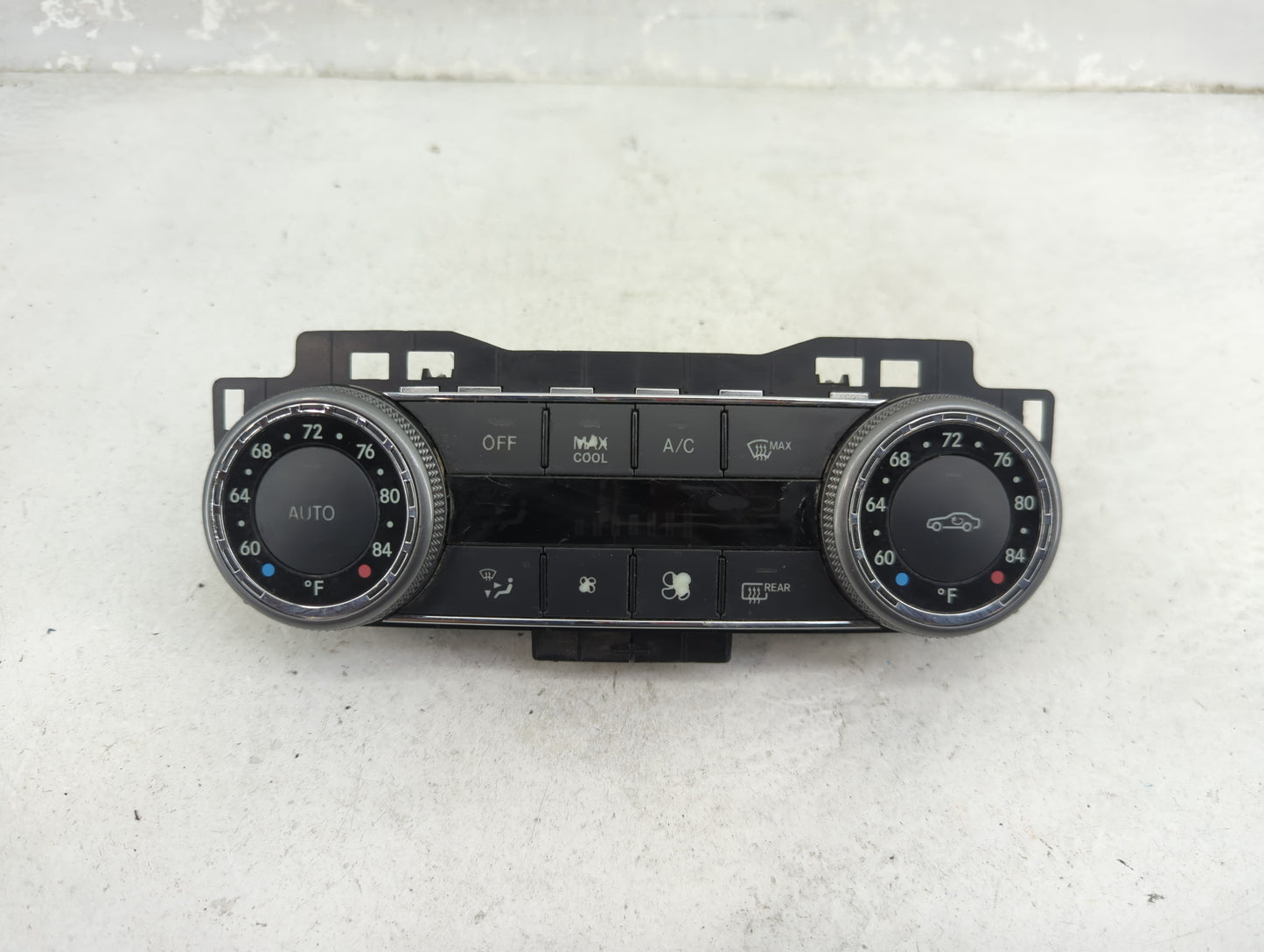2008 Mercedes C-Class Climate Control Module Temperature AC/Heater Replacement P/N:2048300290 Fits OEM Used Auto Parts - Oem