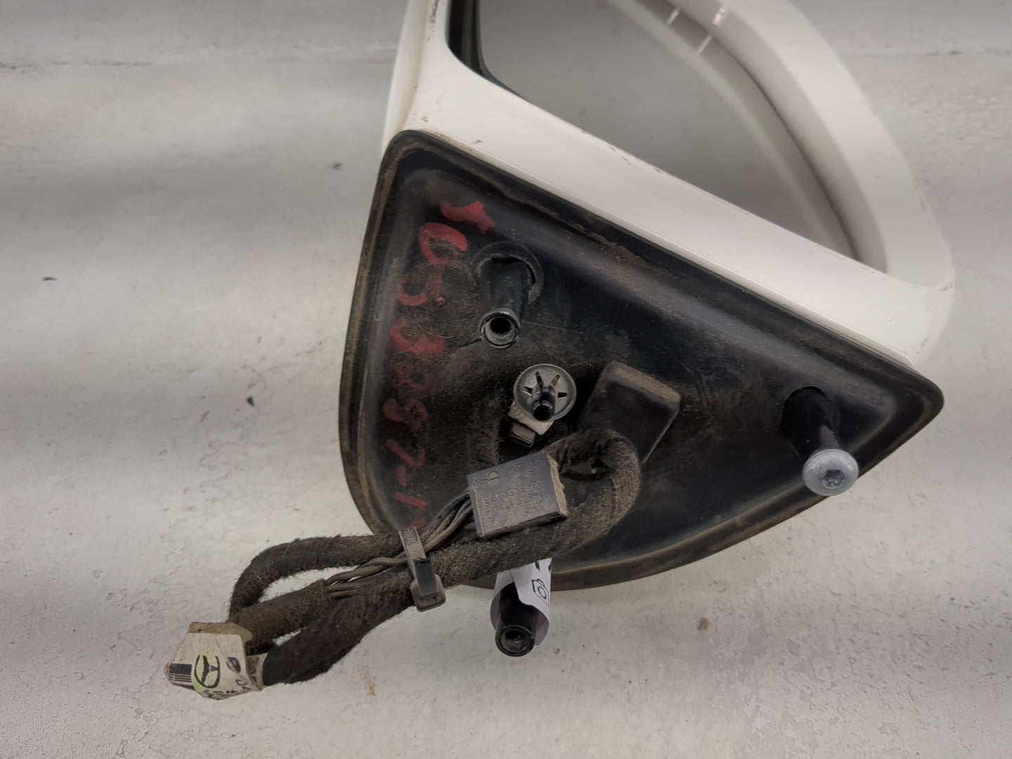 2008 Mercedes Ml-Class Driver Side View Mirror - Left Door Mirror OEM Used - Oemusedautoparts1.com