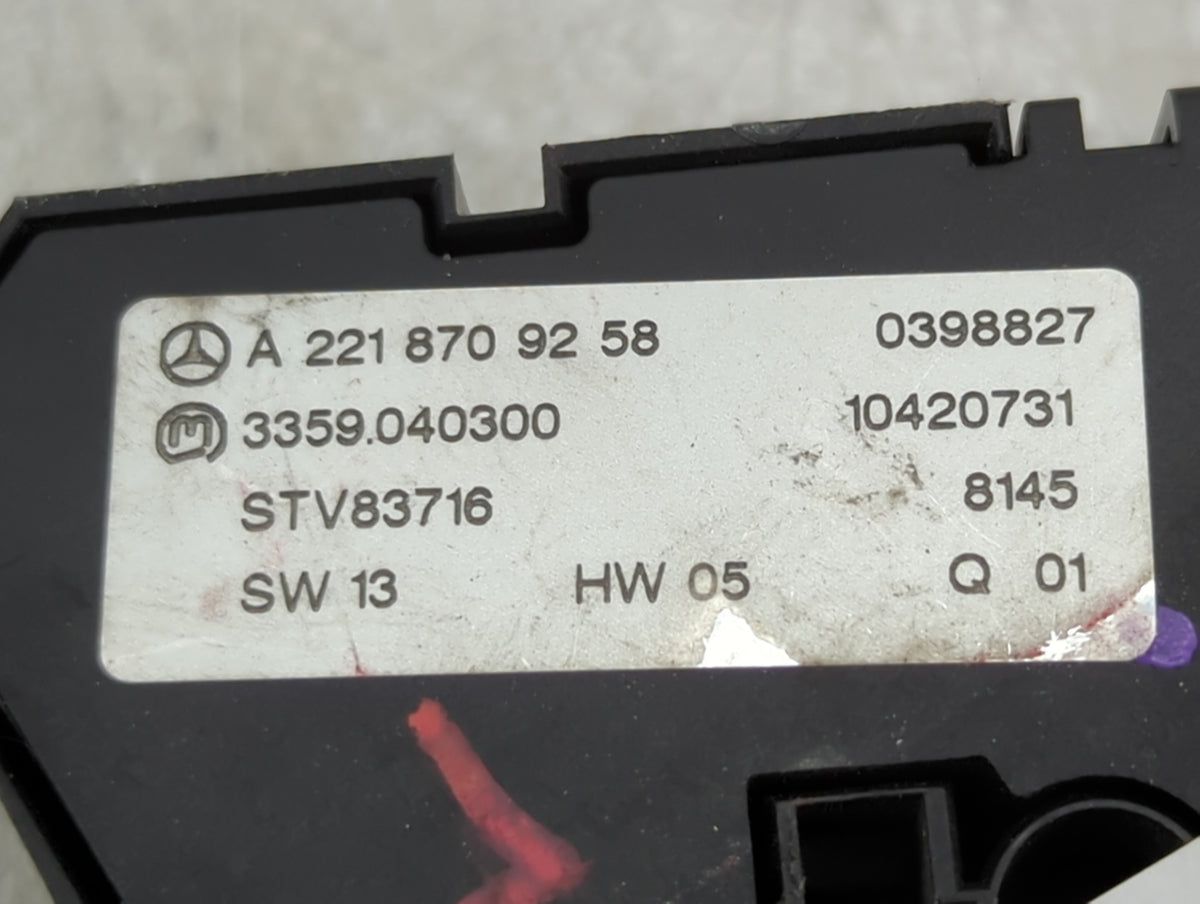 2008 Mercedes S550 Driver Left Seat Switch 1456705 - Oemusedautoparts1.com