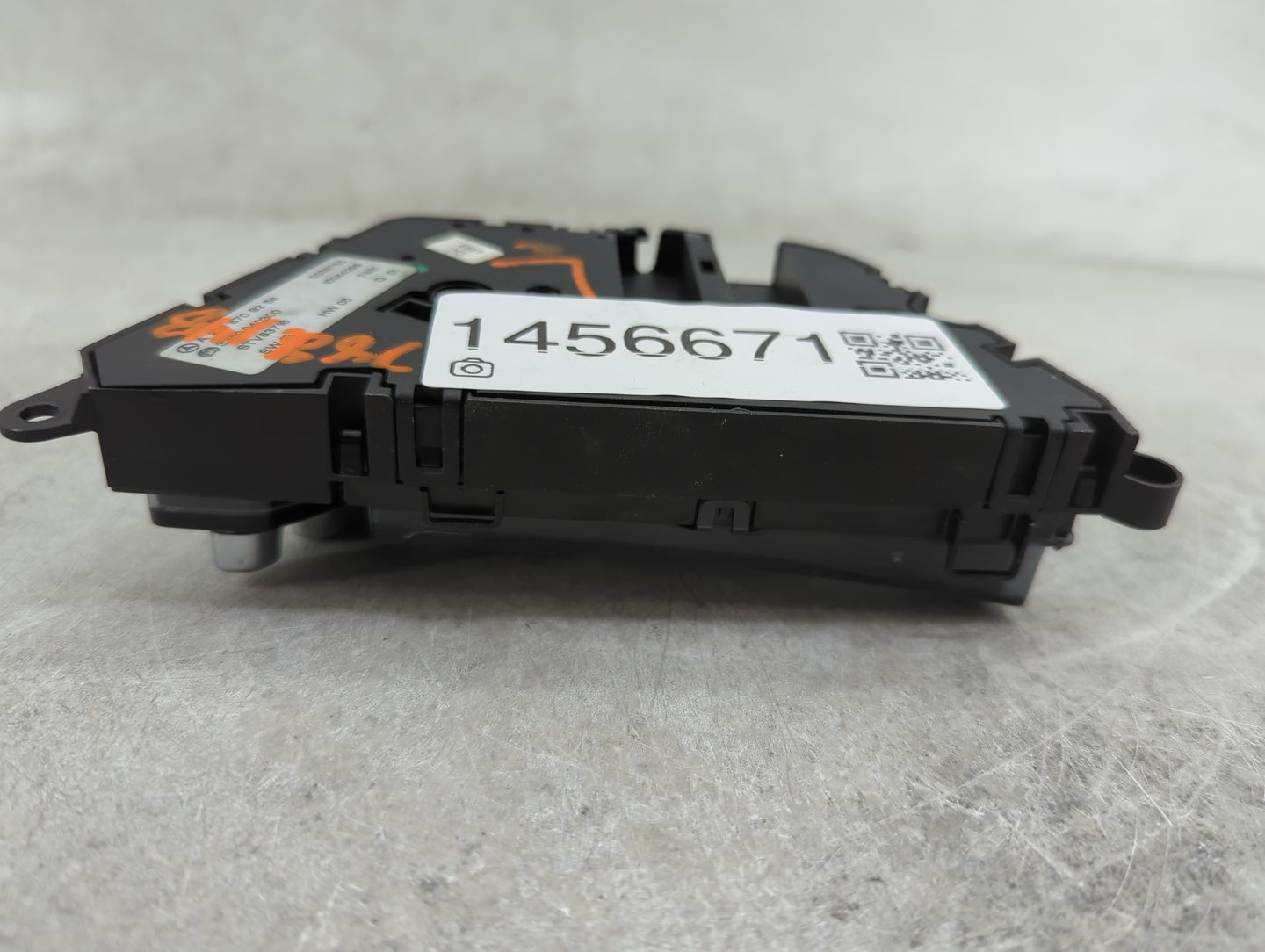2008 Mercedes Sclass Driver Left Seat Switch - Oemusedautoparts1.com