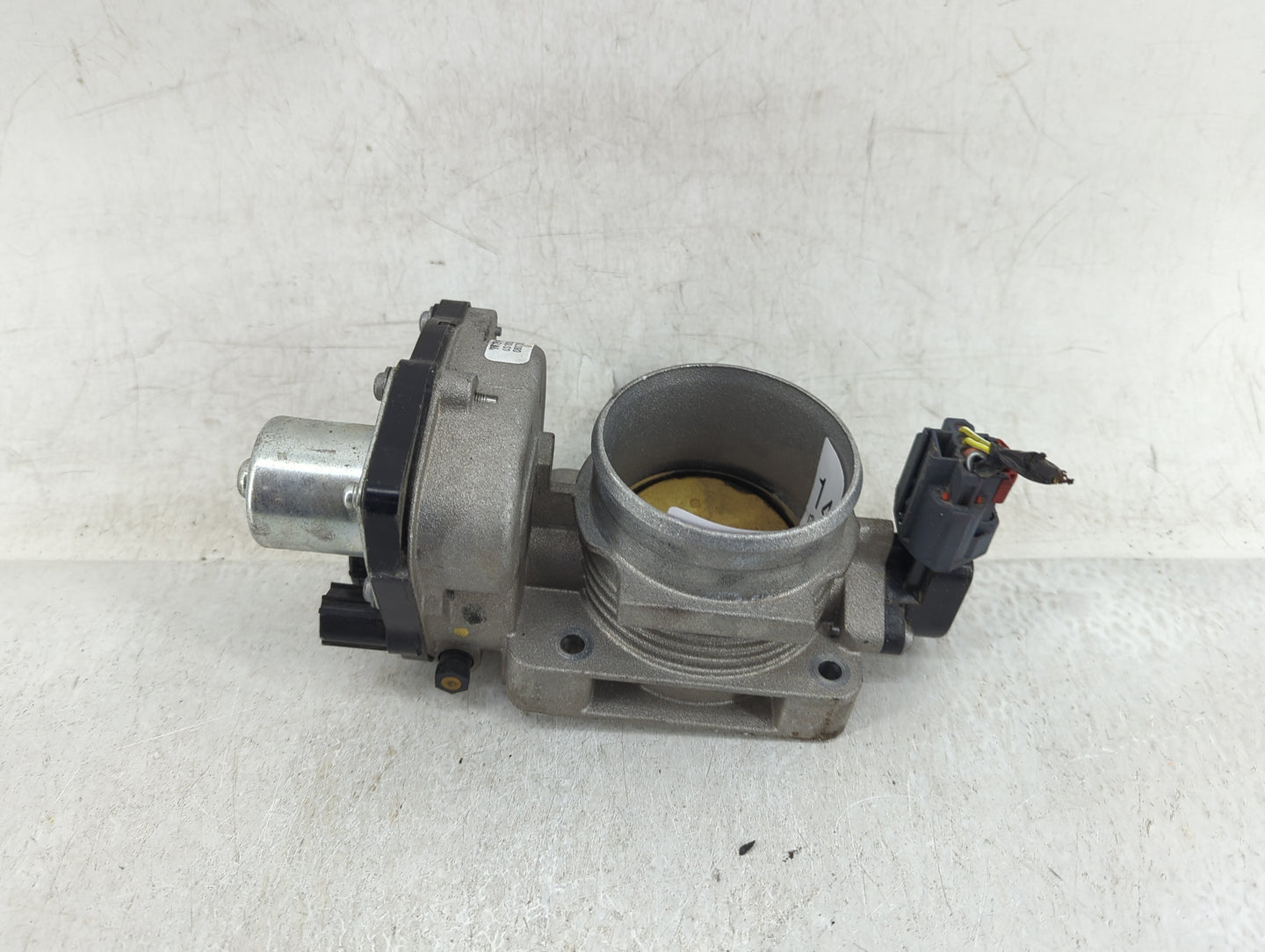 2005-2011 Mercury Grand Marquis Throttle Body Fits Fits 2004 2005 2006 2007 2008 2009 2010 2011 2012 2013 2014 2015 2016 OEM