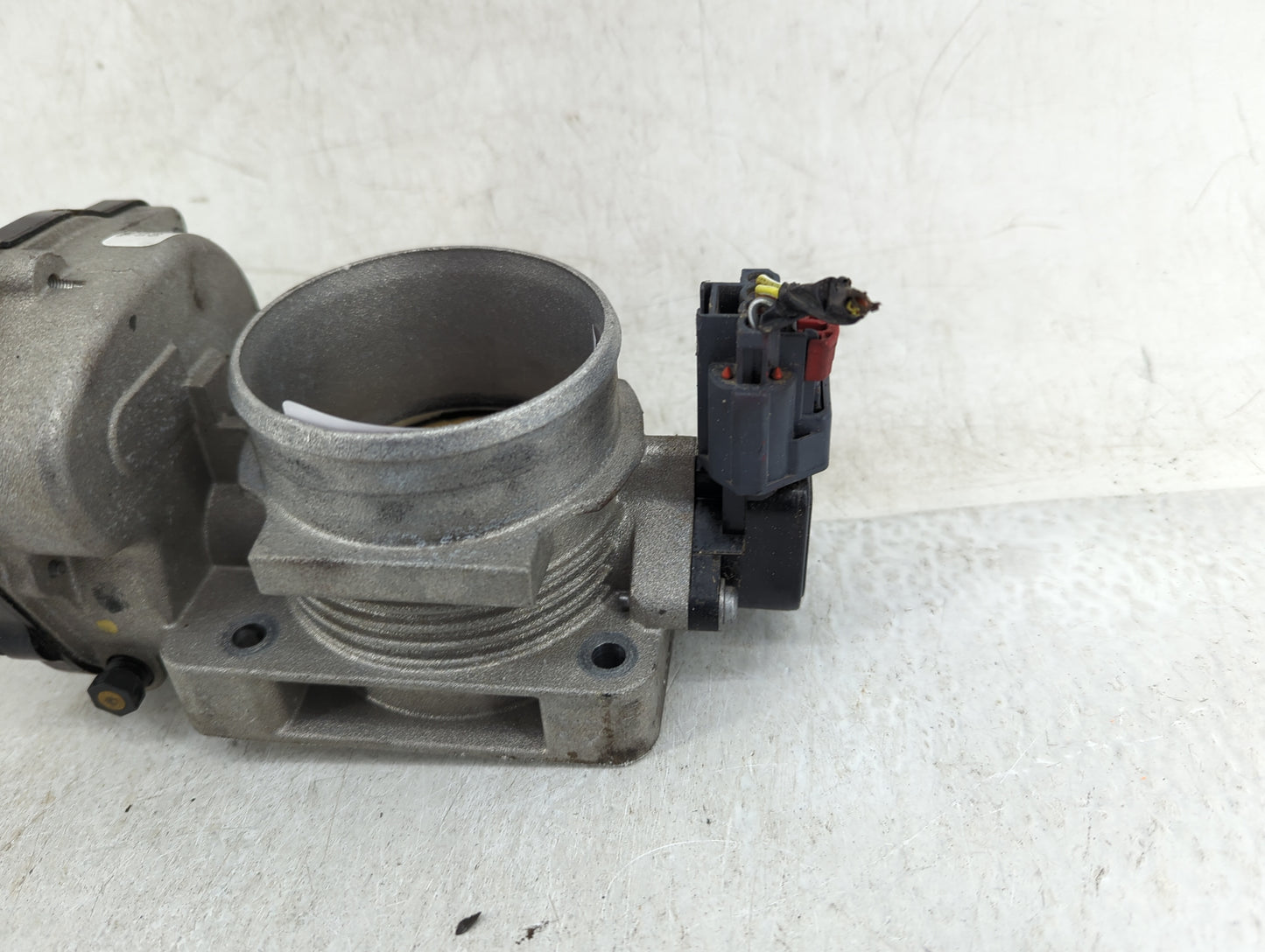 2005-2011 Mercury Grand Marquis Throttle Body Fits Fits 2004 2005 2006 2007 2008 2009 2010 2011 2012 2013 2014 2015 2016 OEM