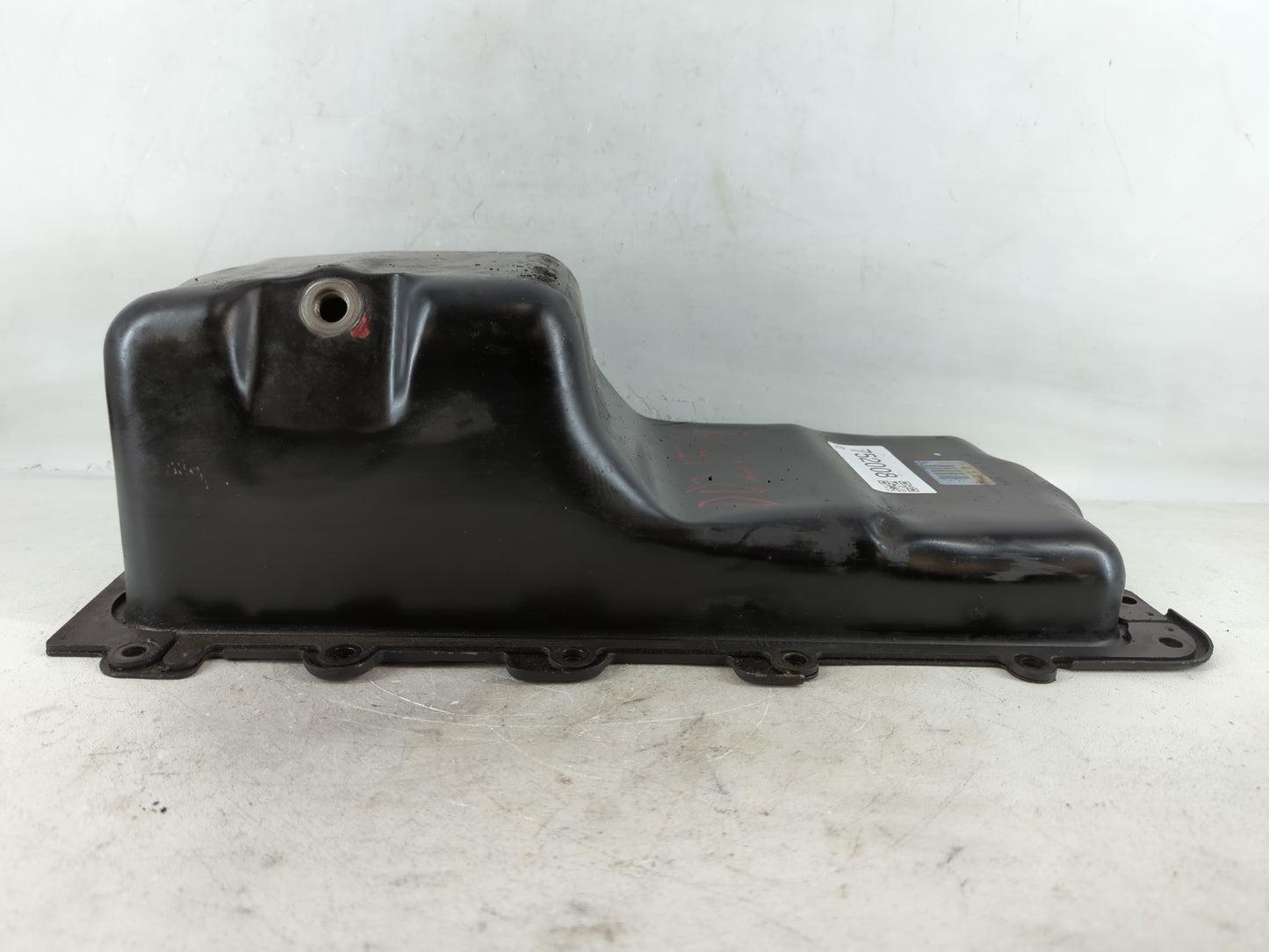 2003-2011 Mercury Grand Marquis Engine Oil Pan P/N:F55E-6694 Fits Fits 2003 2004 2005 2006 2007 2008 2009 2010 2011 OEM Used