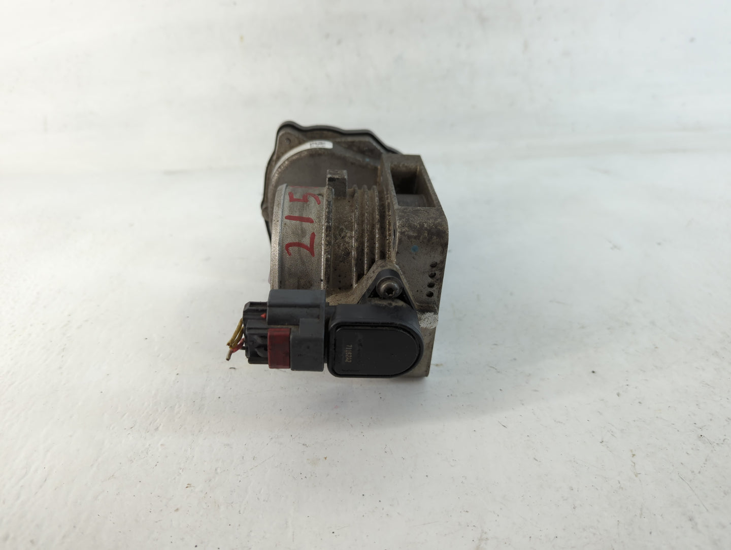 2005-2011 Mercury Grand Marquis Throttle Body P/N:110807 3 EE01A 6R3E-AB Fits OEM Used Auto Parts - Oemusedautoparts1.com