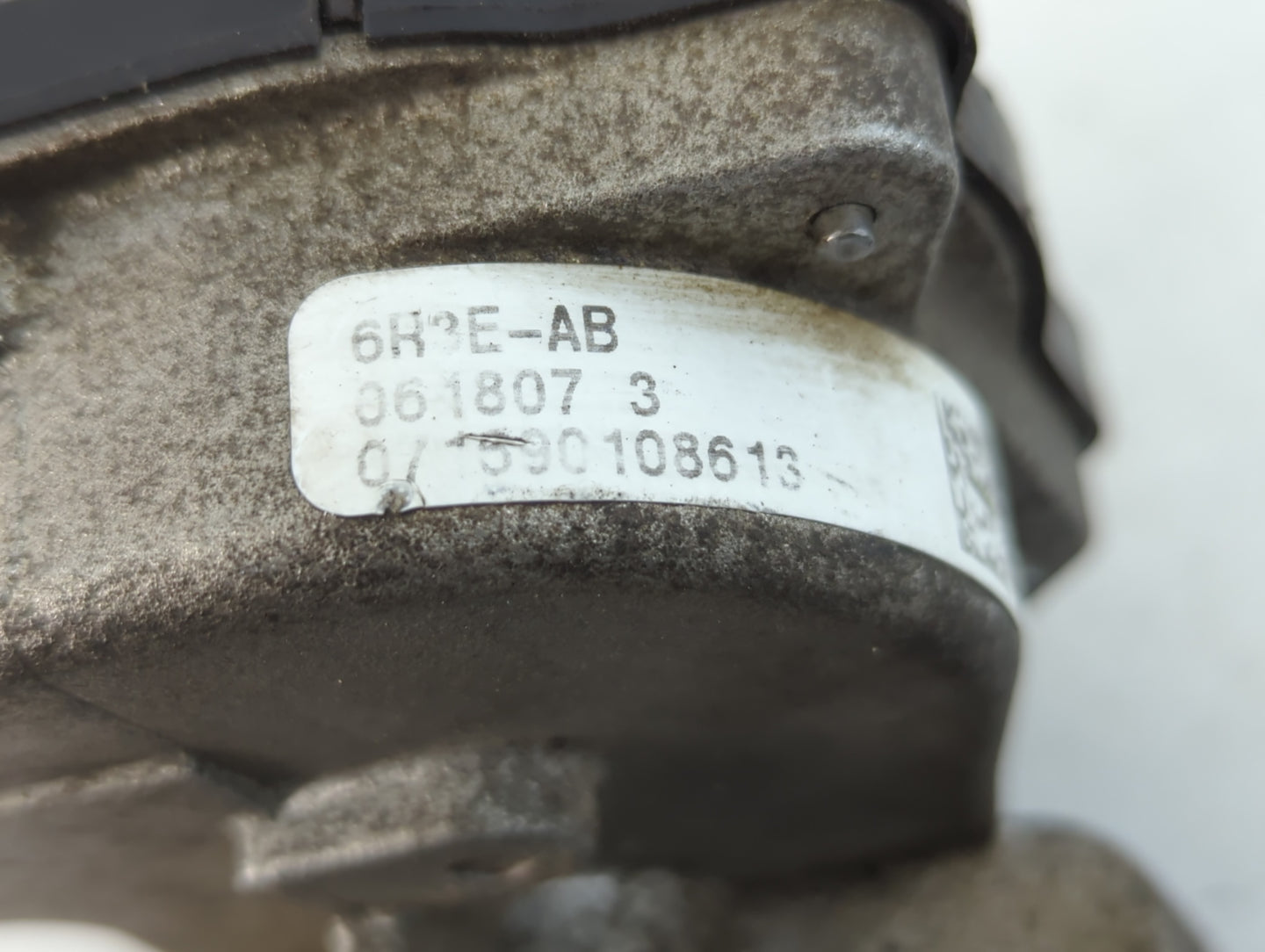 2005-2011 Mercury Grand Marquis Throttle Body P/N:110807 3 EE01A 6R3E-AB Fits OEM Used Auto Parts - Oemusedautoparts1.com