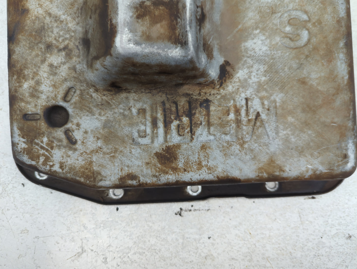 2003-2011 Mercury Grand Marquis Engine Oil Pan Fits Fits 2003 2004 2005 2006 2007 2008 2009 2010 2011 OEM Used Auto Parts - 