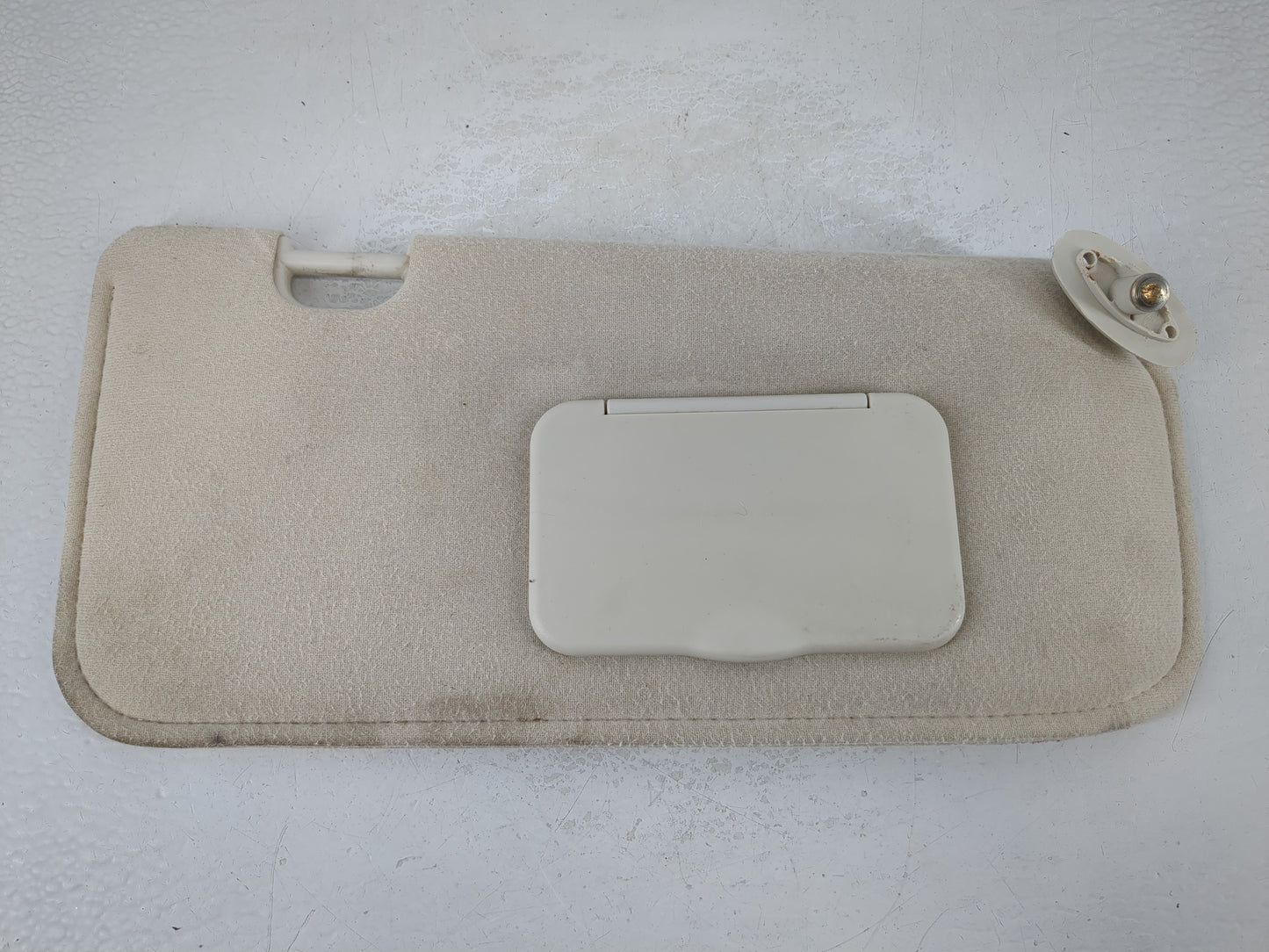 2008 Mercury Mariner Sun Visor Shade Replacement Passenger Right Mirror Fits OEM Used Auto Parts - Oemusedautoparts1.com