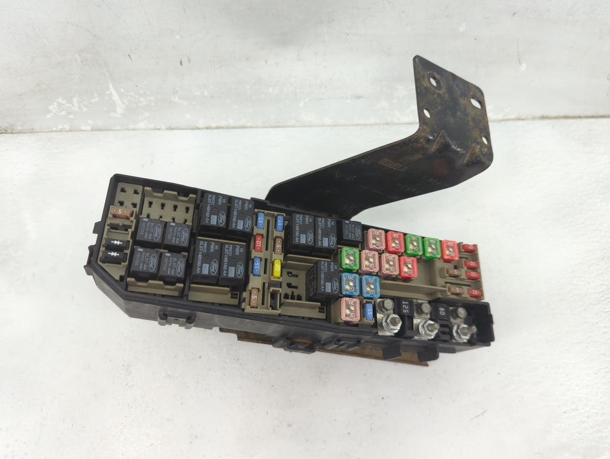 2008 Mercury Mariner Fusebox Fuse Box Panel Relay Module Fits OEM Used Auto Parts - Oemusedautoparts1.com
