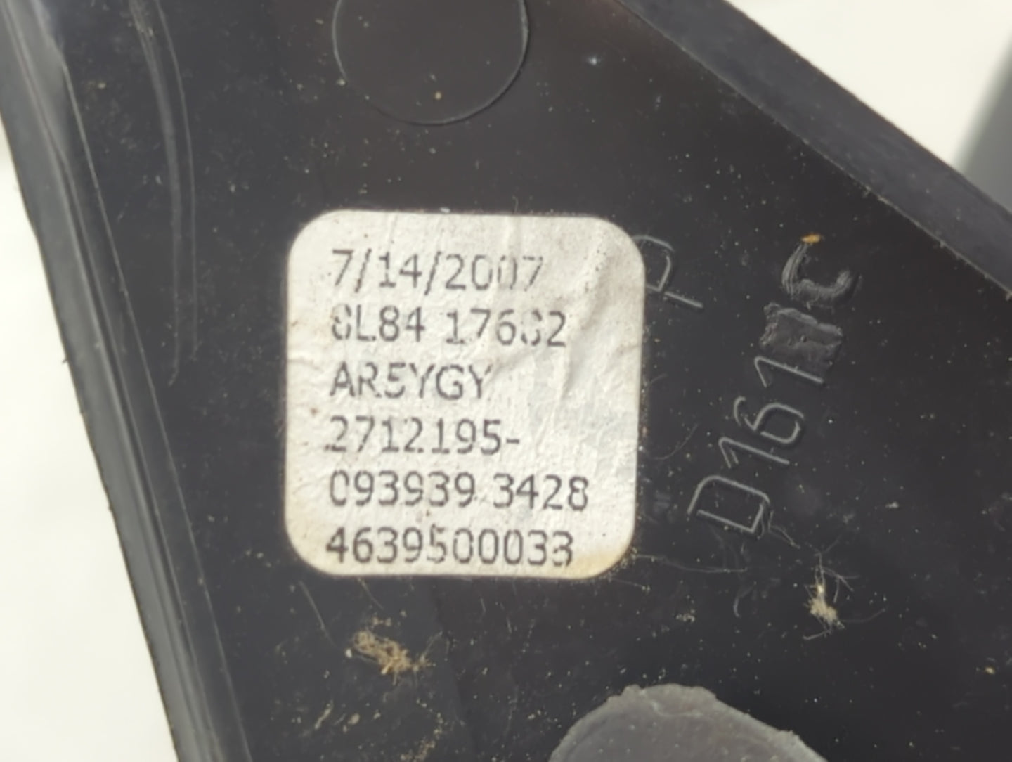 2008-2009 Mercury Mariner Passenger Side View Mirror - Right Door Mirror OEM Used - Oemusedautoparts1.com