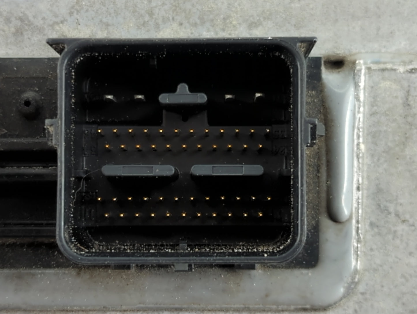 2008 Mercury Mariner PCM Engine Control Computer ECU ECM PCU OEM P/N:8L8A-12A650-BEA Fits Fits 2009 OEM Used Auto Parts - Oe