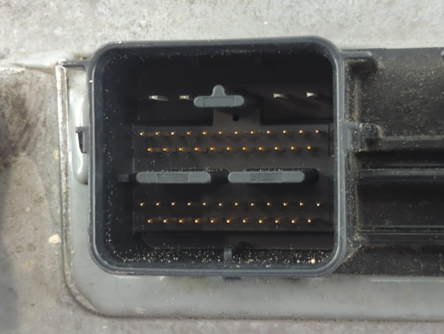 2008 Mercury Mariner PCM Engine Control Computer ECU ECM PCU OEM P/N:8L8A-12A650-BEA Fits Fits 2009 OEM Used Auto Parts - Oe