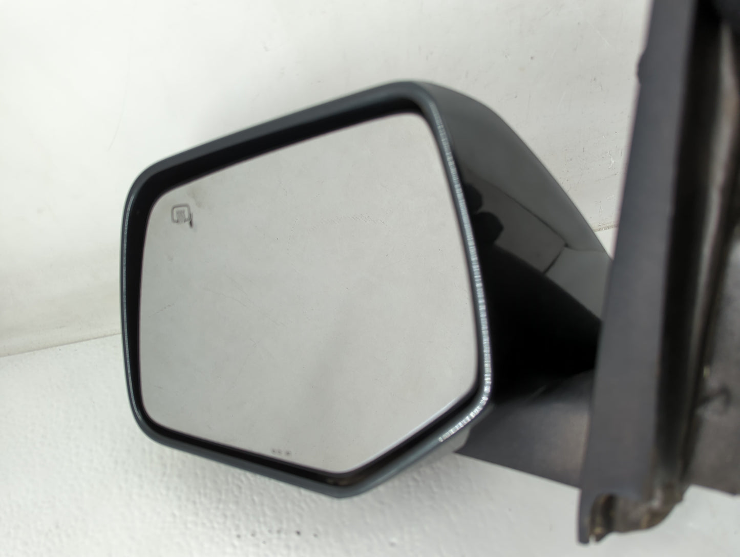 2008-2009 Mercury Mariner Driver Side View Mirror - Left Door Mirror OEM Used - Oemusedautoparts1.com