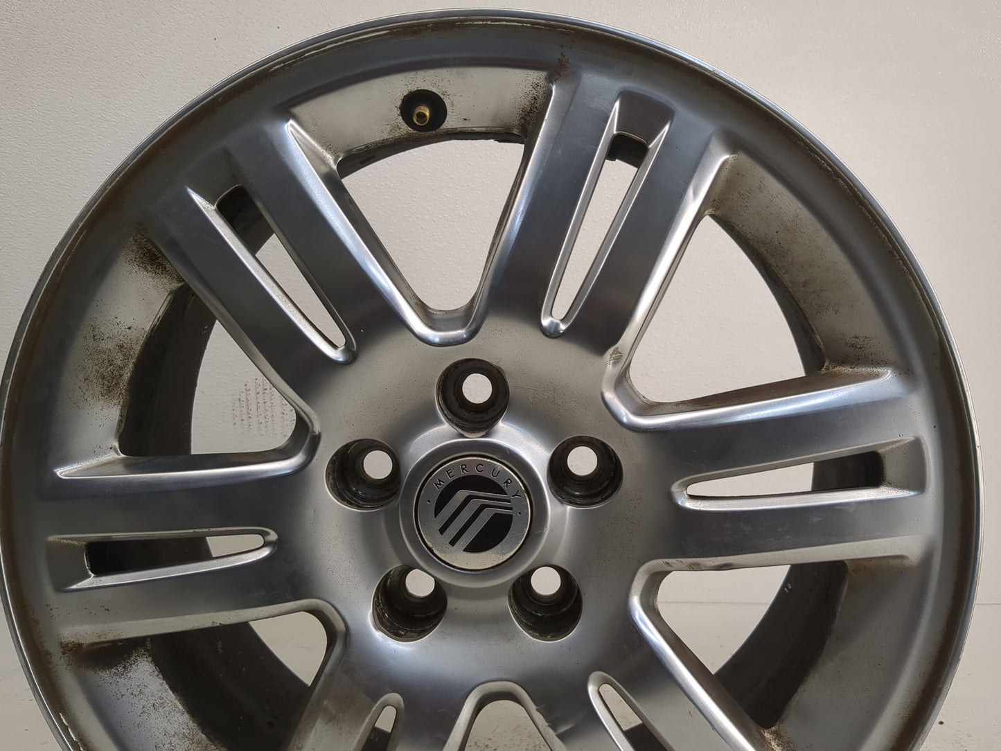 2008-2011 Mercury Mariner Oem Wheel Rim 1177344 - Oemusedautoparts1.com