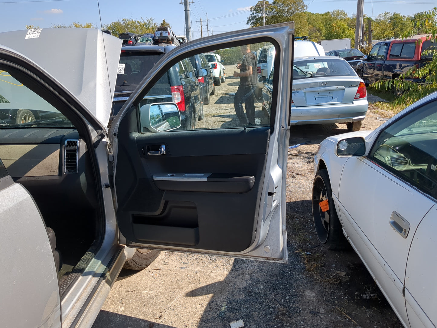 2008-2011 Mercury Mariner Passenger Front Door Oem 1178077 - Oemusedautoparts1.com