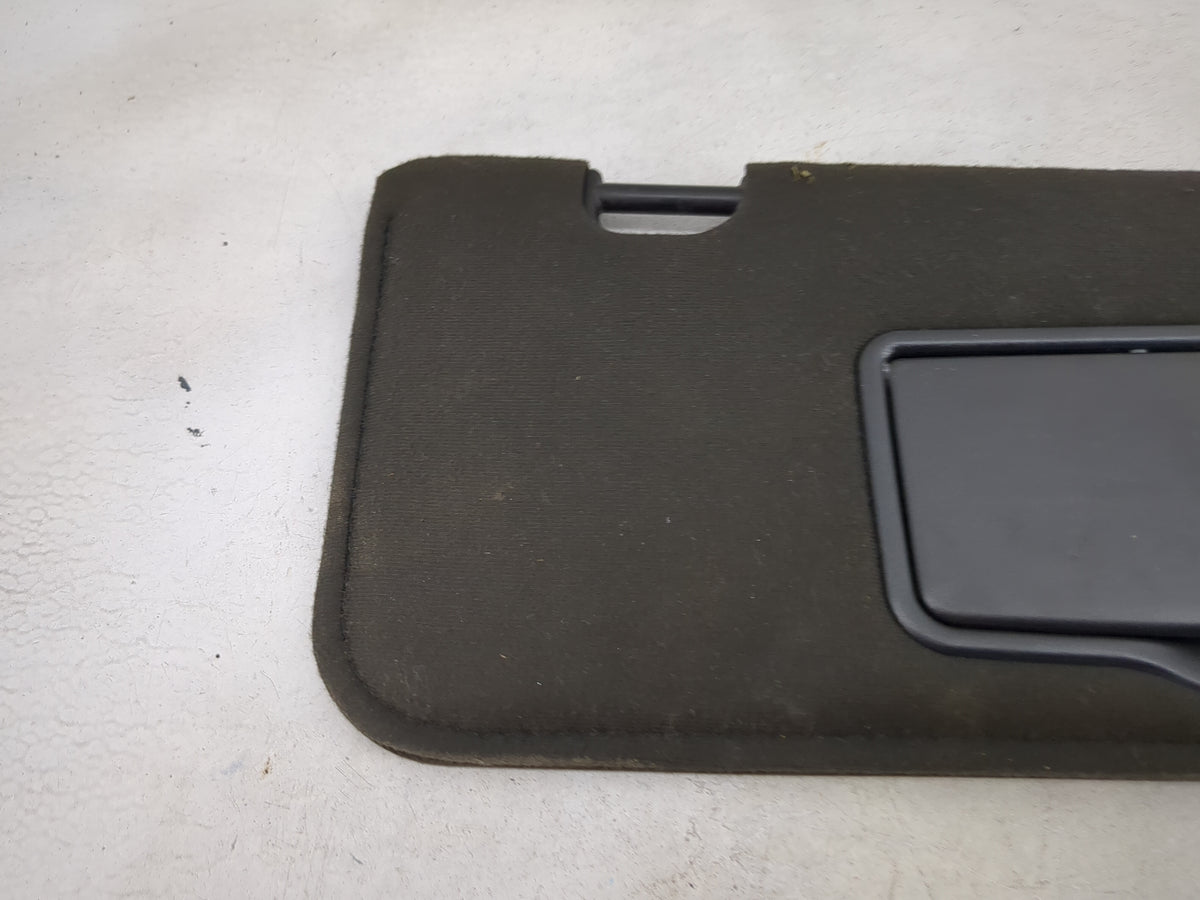 2008-2009 Mercury Mariner Sun Visor Shade Replacement Passenger Right Mirror Fits Fits 2008 2009 OEM Used Auto Parts - Oemus