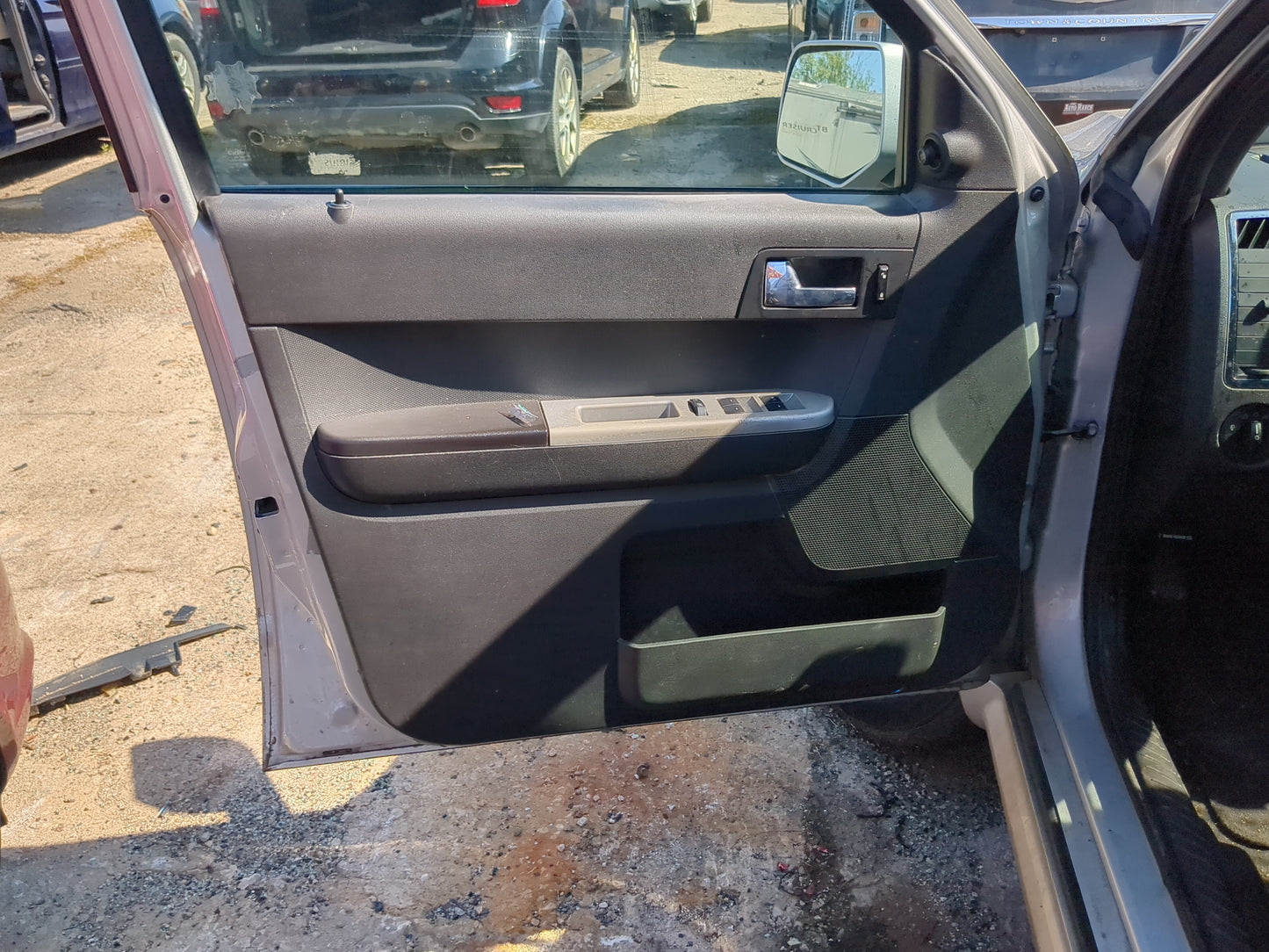 2008 Mercury Mariner Front Left Driver Interior Door Panel Trim - Oemusedautoparts1.com