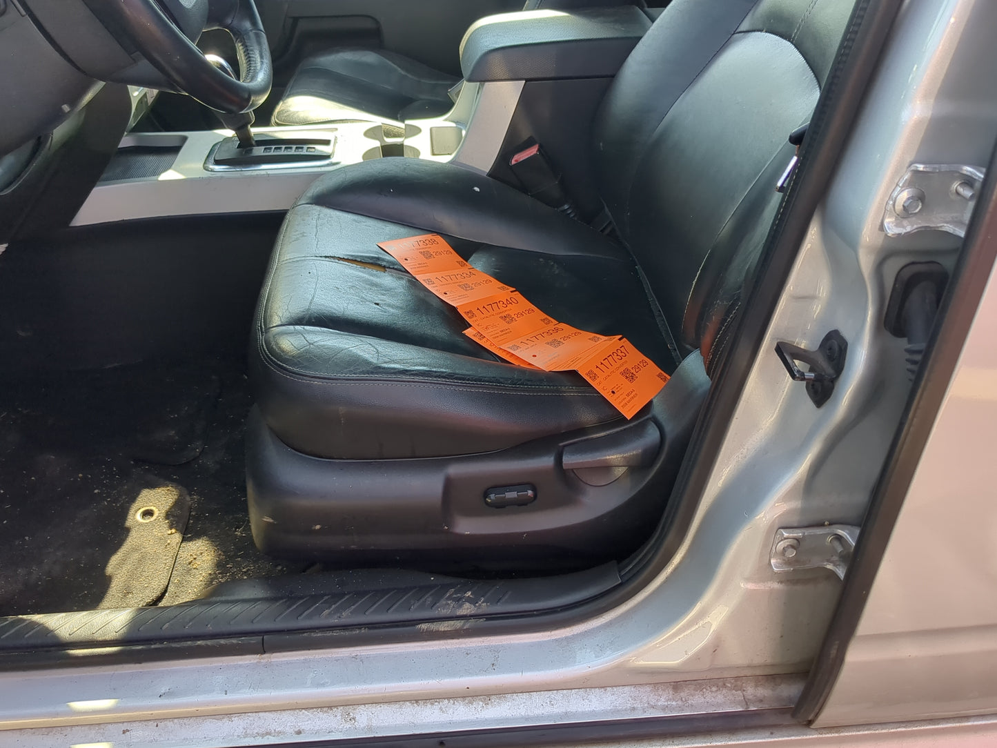 2008-2008 Mercury Mariner Driver Front Seat Oem 1178177 - Oemusedautoparts1.com