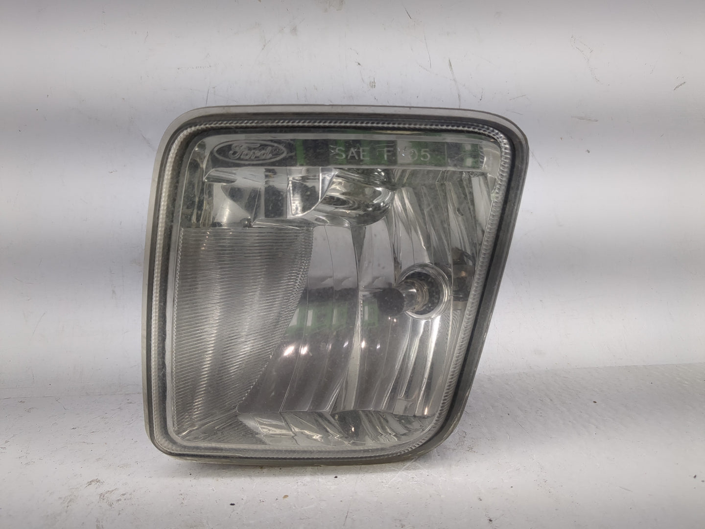 2005-2011 Mercury Mariner Driver Left Oem Front Light Lamp - Oemusedautoparts1.com