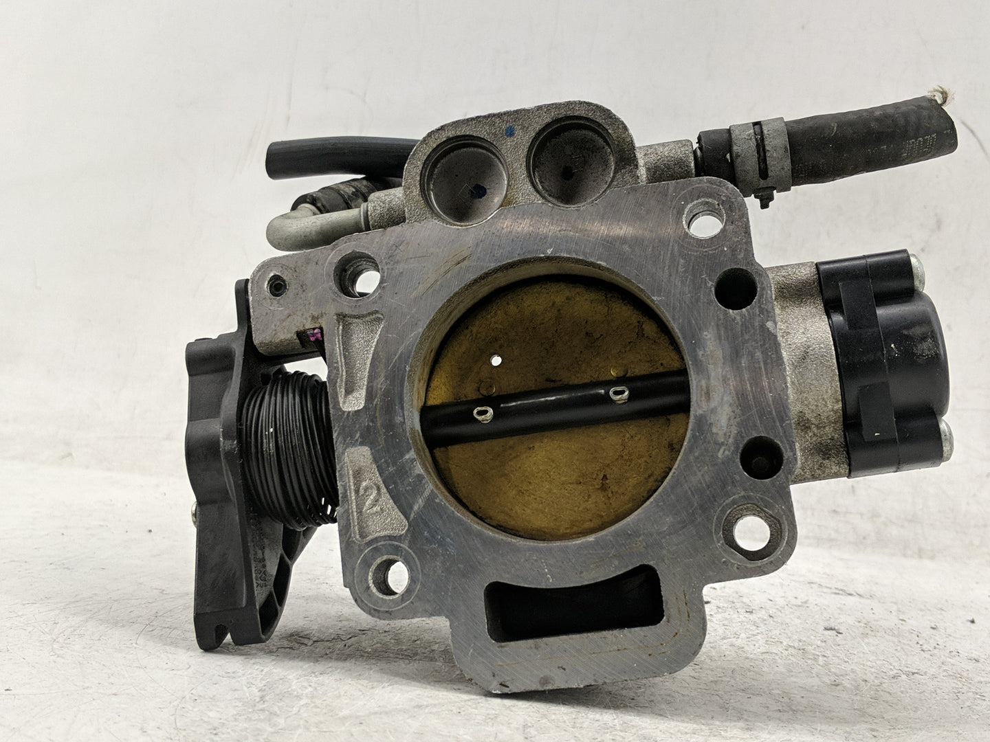 2005-2008 Mercury Mariner Throttle Body P/N:F5RF 9B989 Fits Fits 2005 2006 2007 2008 OEM Used Auto Parts - Oemusedautoparts1