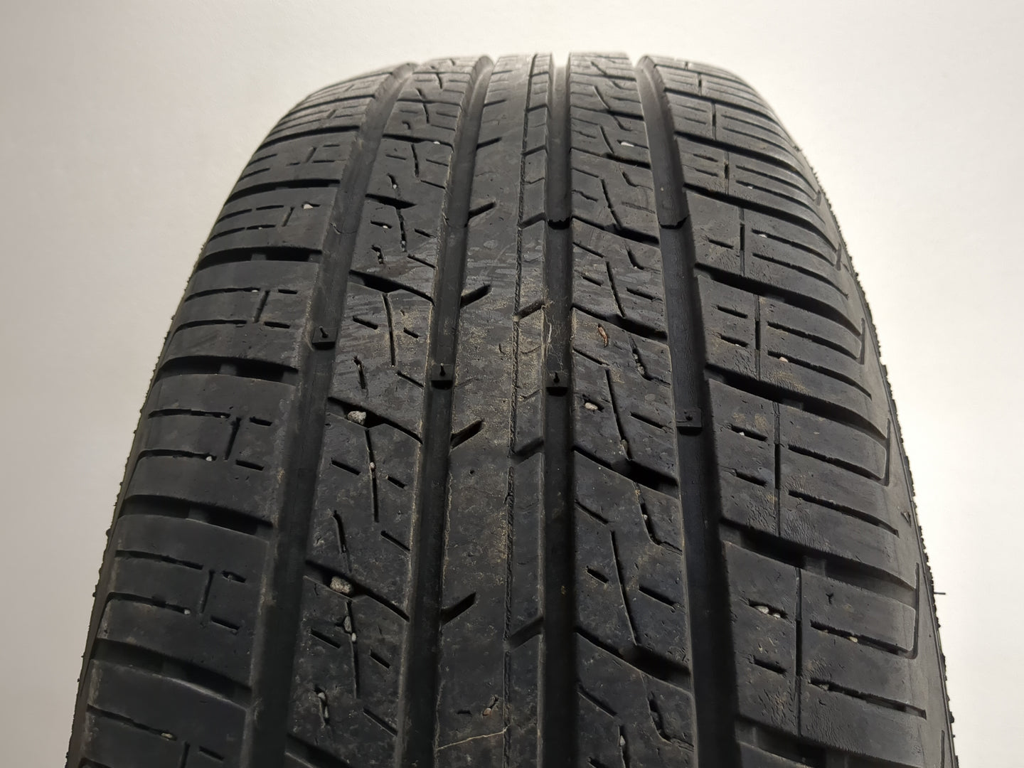 Used Tire 225/65R17 MOHAVE CROSOVER 102H - Tread Depth 8.5/32 - Oemusedautoparts1.com