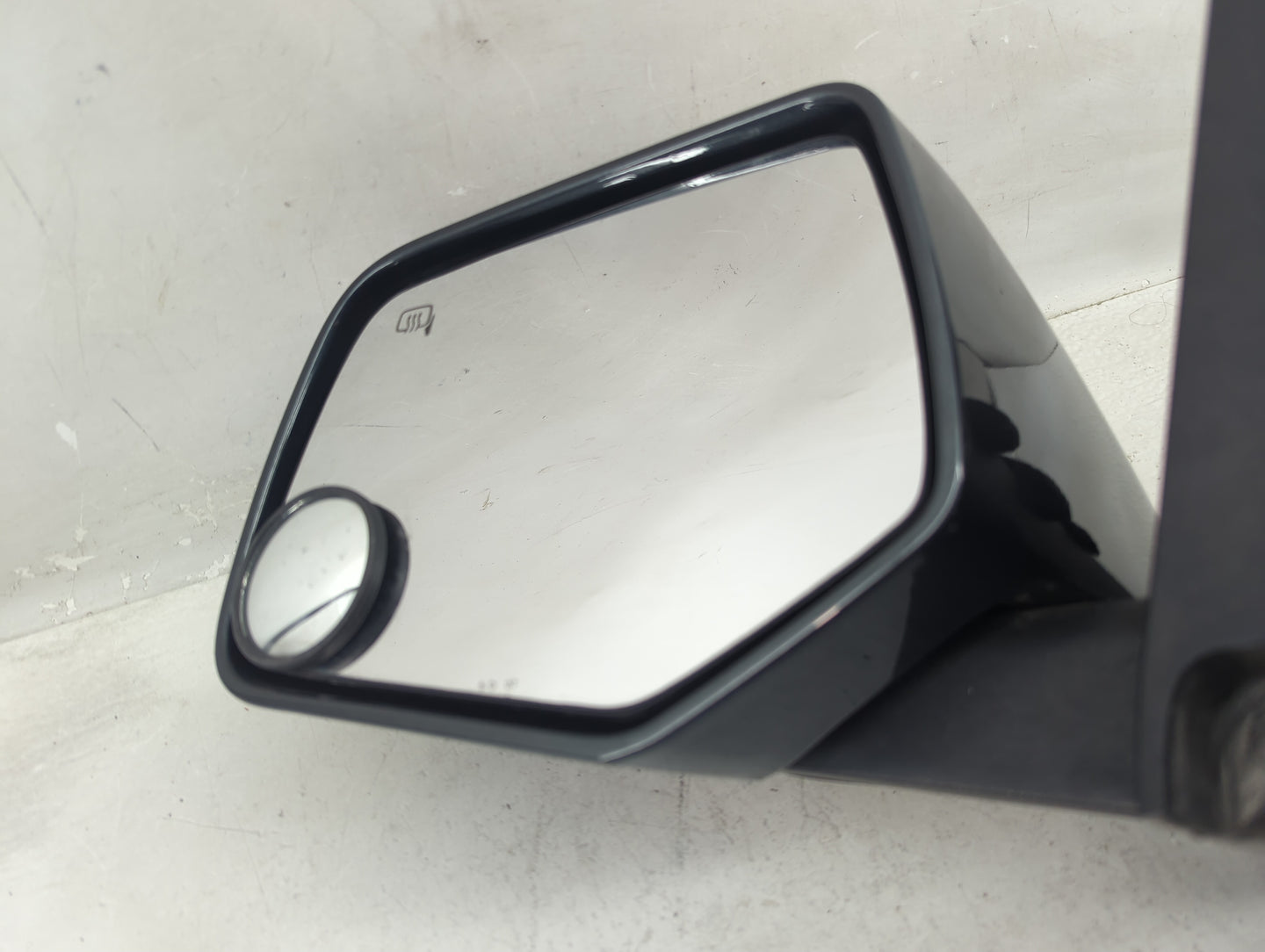 2008-2009 Mercury Mariner Side Mirror Replacement Driver Left View Door Mirror P/N:8L84 17683 Fits Fits 2008 2009 OEM Used A