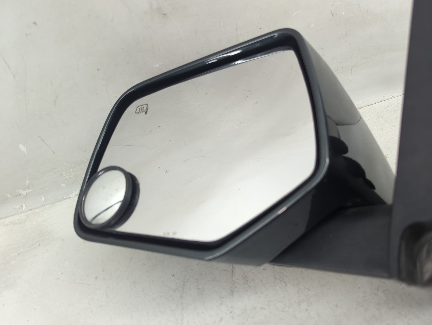2008-2009 Mercury Mariner Side Mirror Replacement Driver Left View Door Mirror P/N:8L84 17683 Fits Fits 2008 2009 OEM Used A