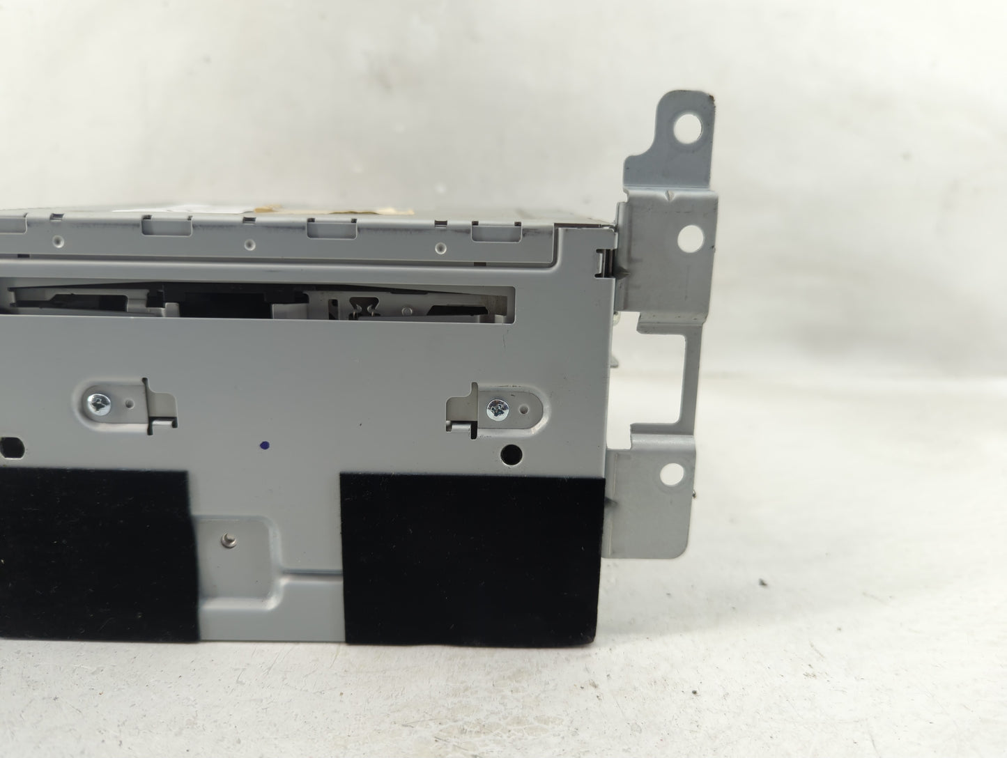 2008 Mercury Mariner Radio AM FM Cd Player Receiver Replacement Fits OEM Used Auto Parts - Oemusedautoparts1.com