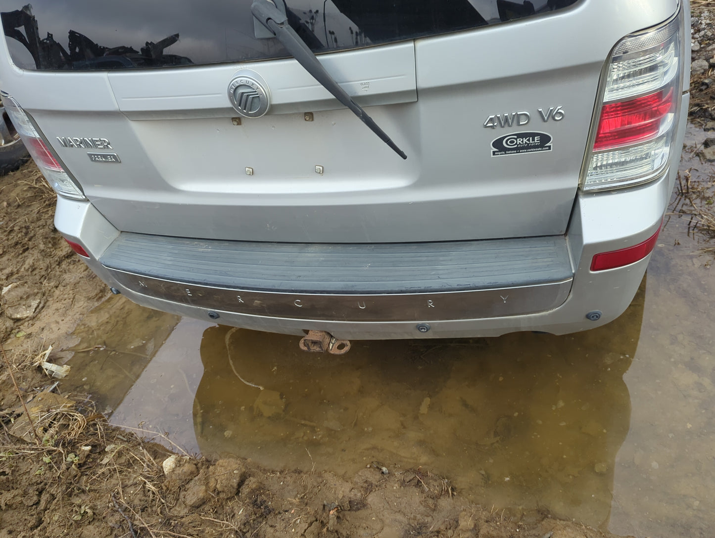 2008-2011 Mercury Mariner Rear Bumper Assembly Oem 1301098 - Oemusedautoparts1.com