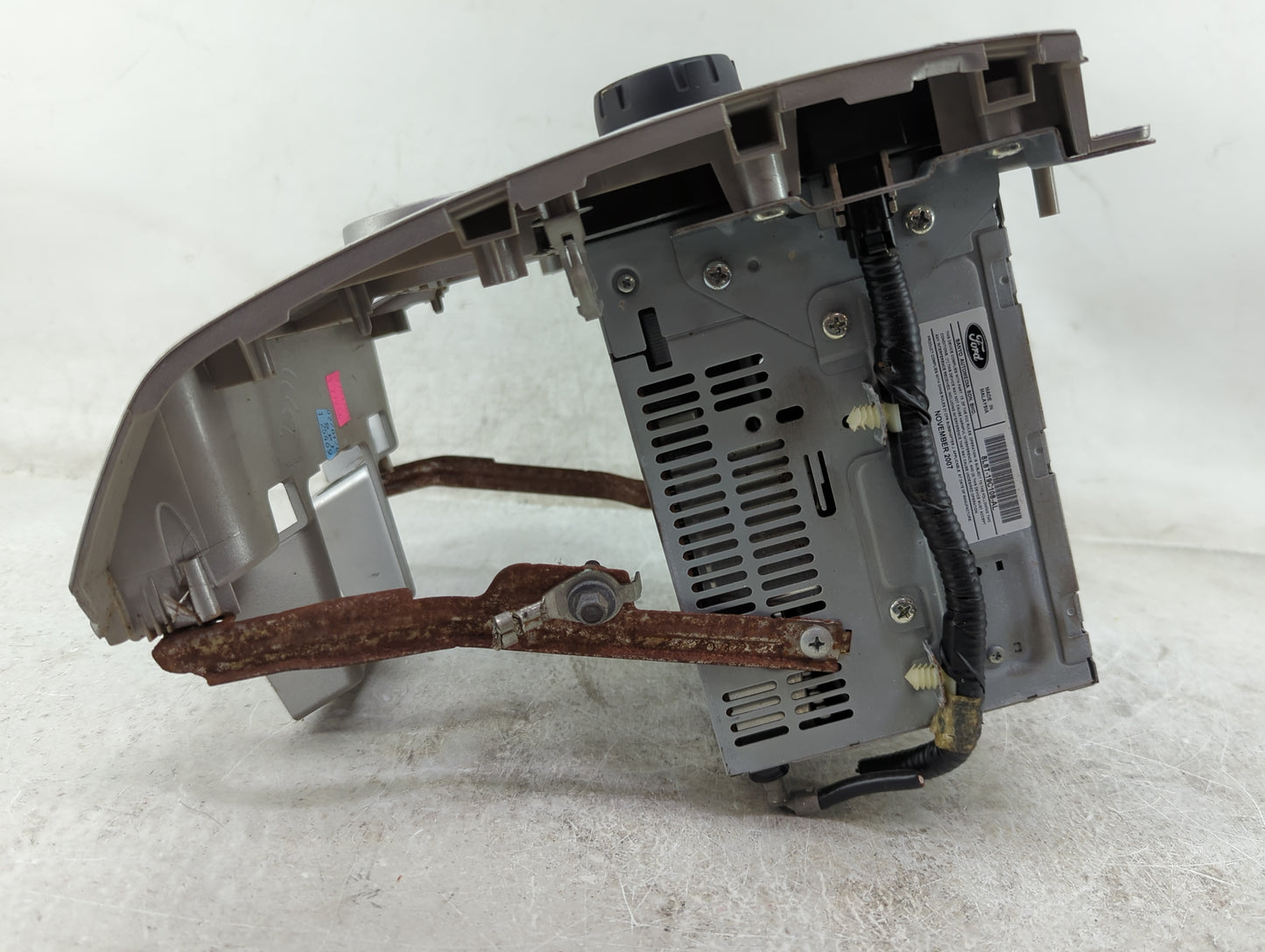 2008 Mercury Mariner Radio AM FM Cd Player Receiver Replacement P/N:8L8T-19C108-AL 8L8T-19C108-AJ Fits OEM Used Auto Parts -