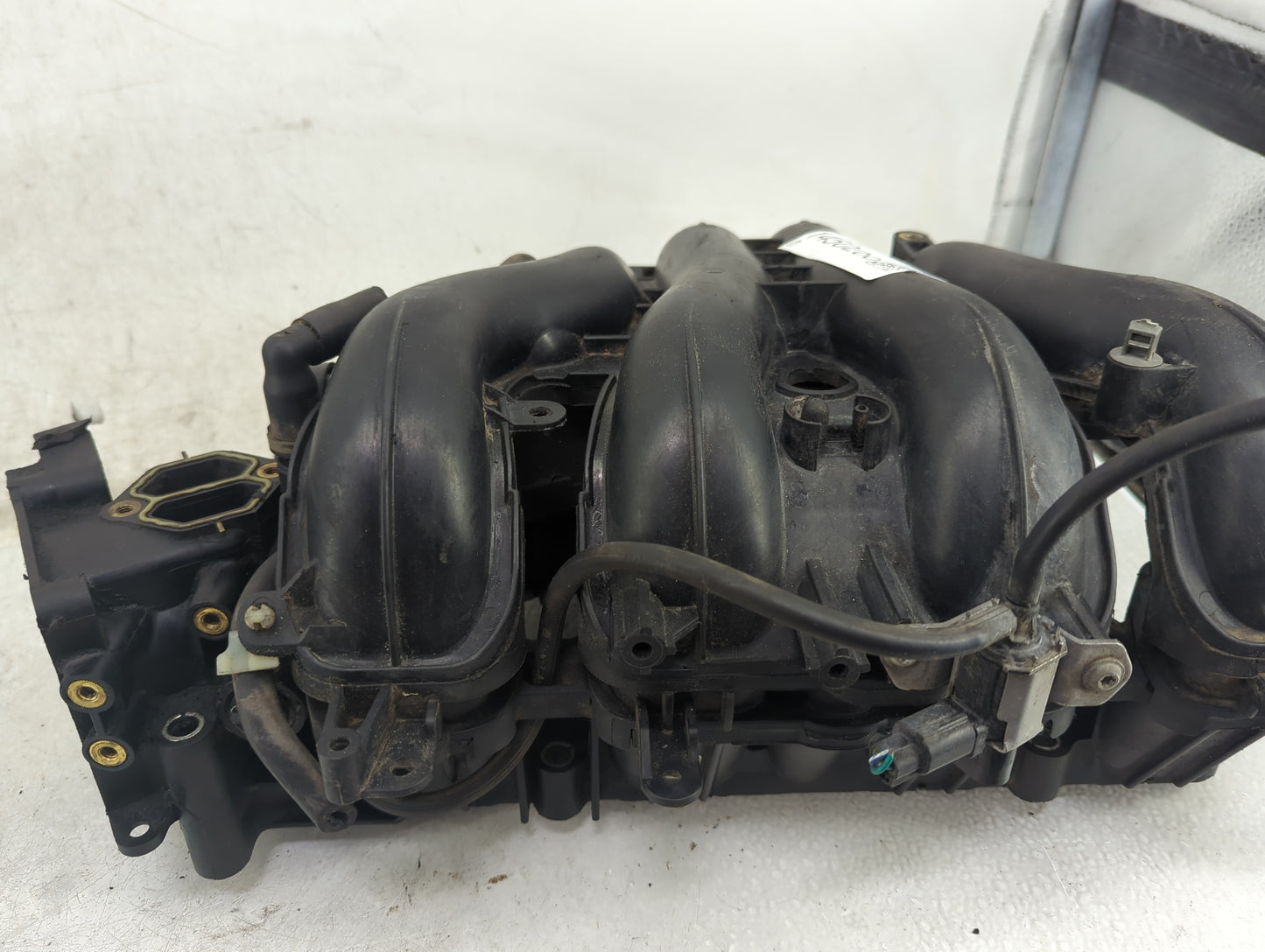 2005-2008 Mercury Mariner Air Intake Manifold Fits Fits 2005 2006 2007 2008 OEM Used Auto Parts - Oemusedautoparts1.com
