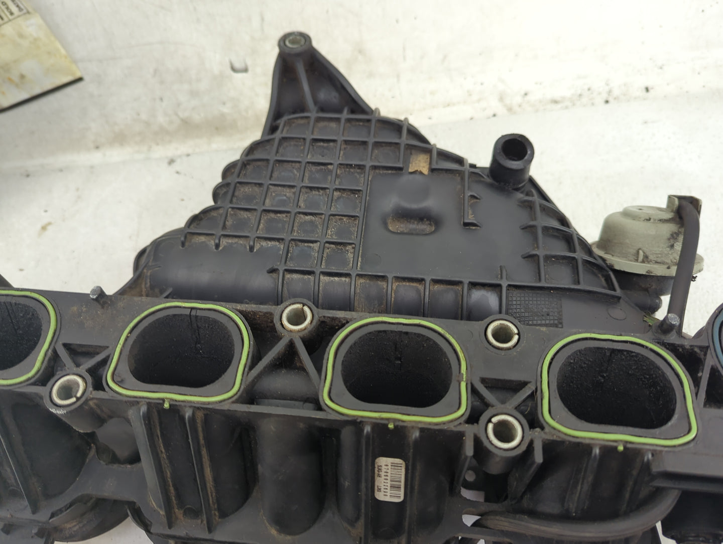 2005-2008 Mercury Mariner Air Intake Manifold Fits Fits 2005 2006 2007 2008 OEM Used Auto Parts - Oemusedautoparts1.com