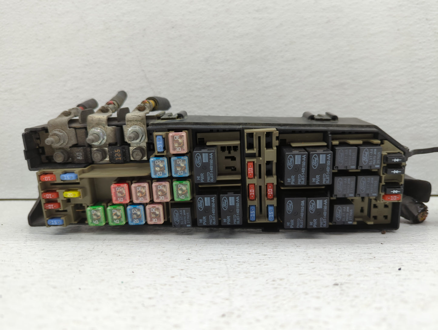 2008 Mercury Mariner Fusebox Fuse Box Panel Relay Module Fits OEM Used Auto Parts - Oemusedautoparts1.com