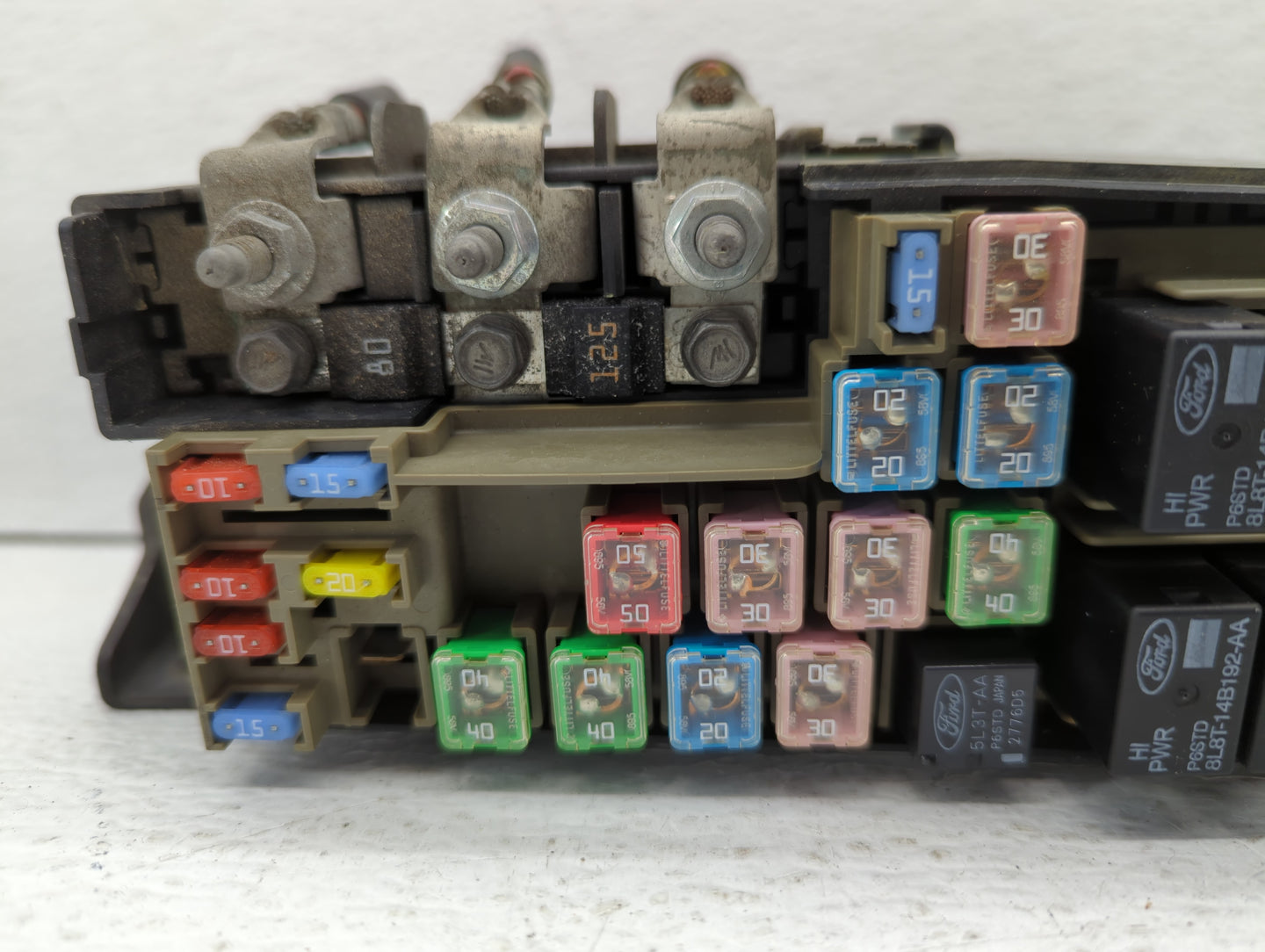 2008 Mercury Mariner Fusebox Fuse Box Panel Relay Module Fits OEM Used Auto Parts - Oemusedautoparts1.com