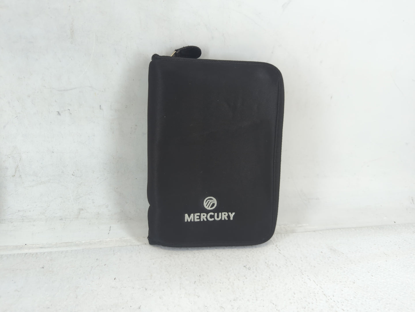 2008 Mercury Mariner Owners Manual Book Guide P/N:8E6J-19A321-AA OEM Used Auto Parts - Oemusedautoparts1.com