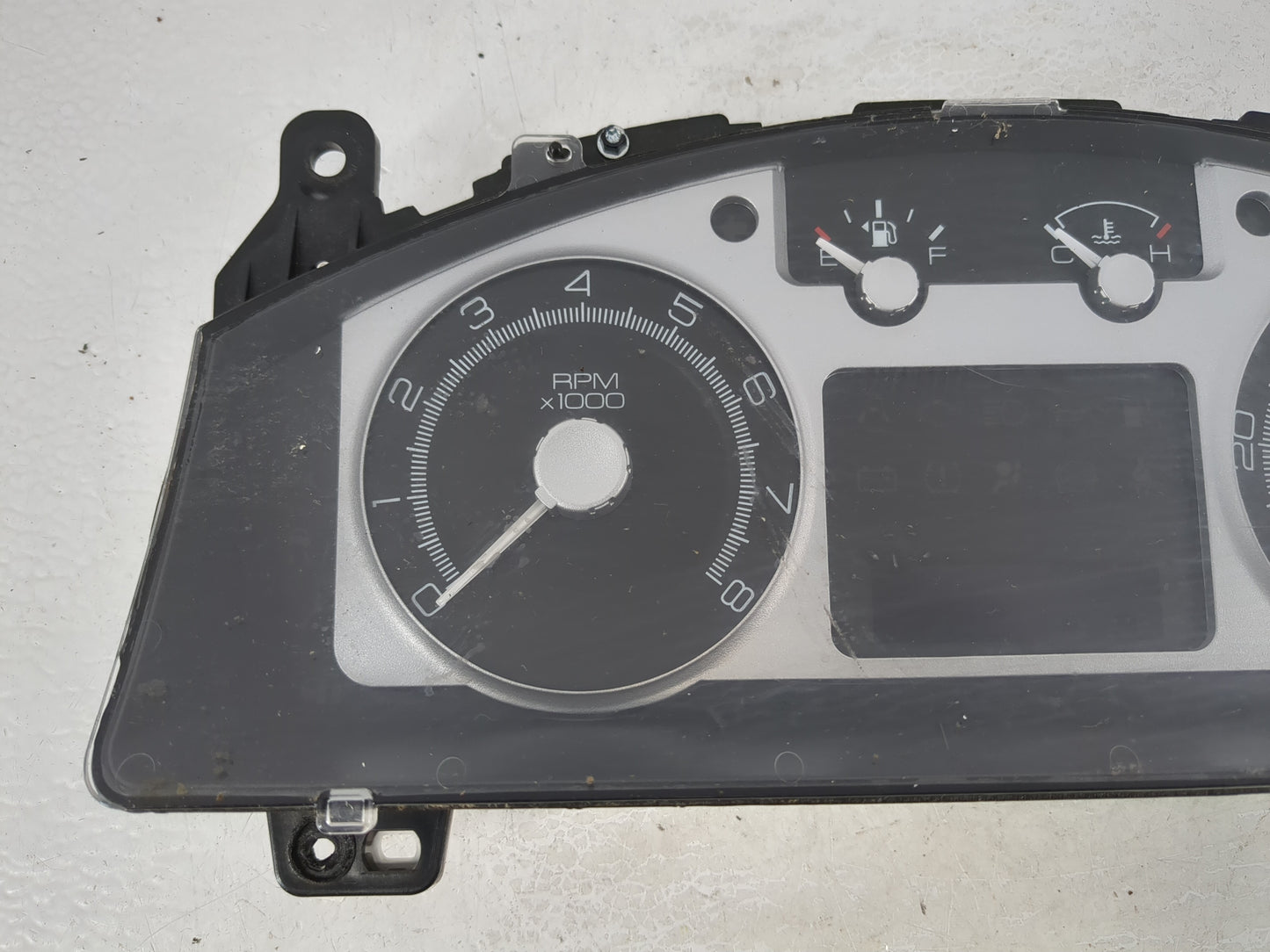 2008 Mercury Mariner Instrument Cluster Speedometer Gauges Fits OEM Used Auto Parts - Oemusedautoparts1.com