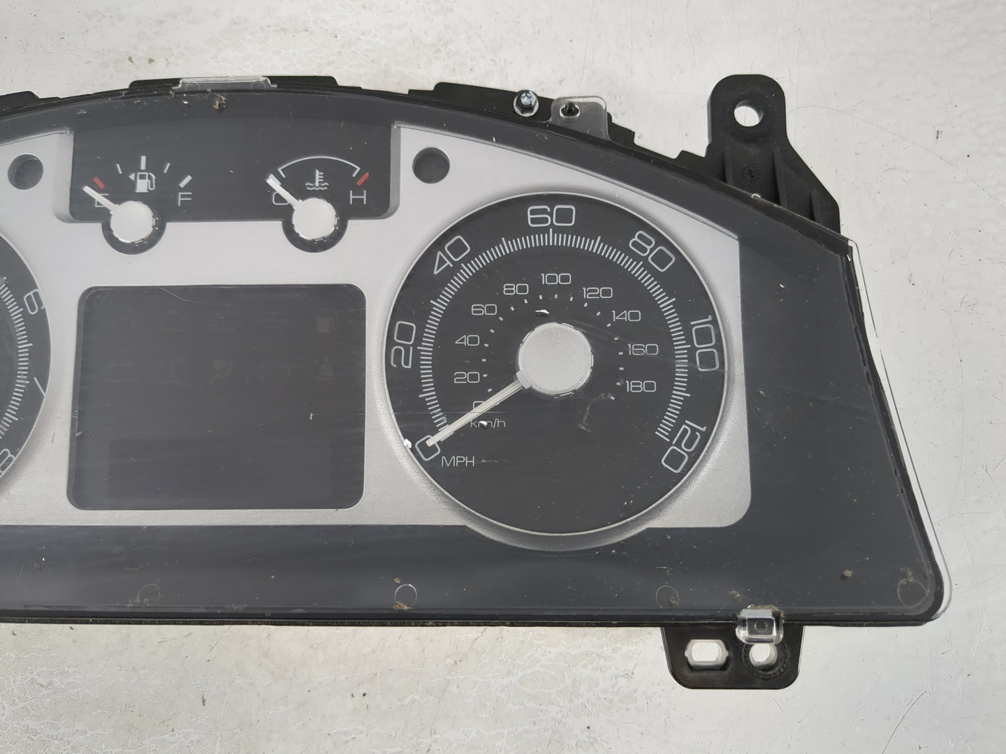 2008 Mercury Mariner Instrument Cluster Speedometer Gauges Fits OEM Used Auto Parts - Oemusedautoparts1.com