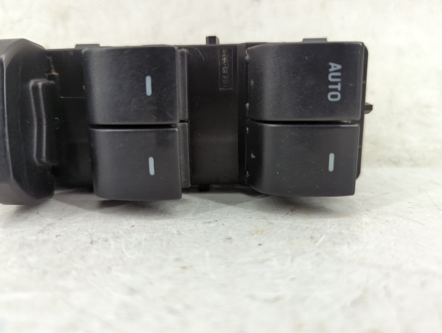 2008-2011 Mercury Mariner Master Power Window Switch Replacement Driver Side Left Fits OEM Used Auto Parts - Oemusedautopart