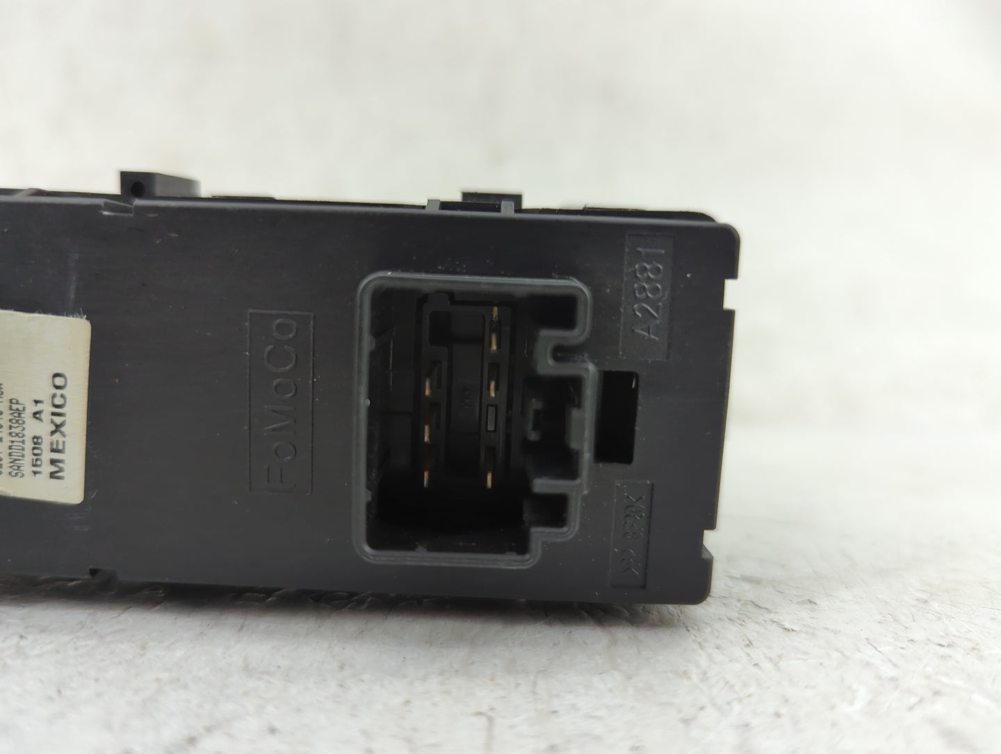 2008-2011 Mercury Mariner Master Power Window Switch Replacement Driver Side Left Fits OEM Used Auto Parts - Oemusedautopart