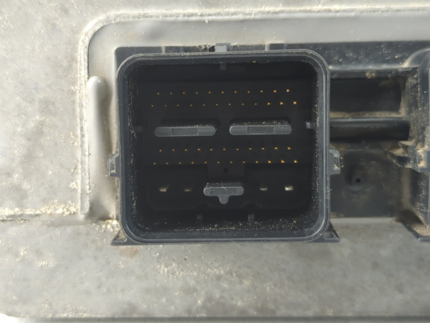 2008 Mercury Mariner PCM Engine Control Computer ECU ECM PCU OEM P/N:8L8A-12A650-ALB Fits Fits 2009 OEM Used Auto Parts - Oe