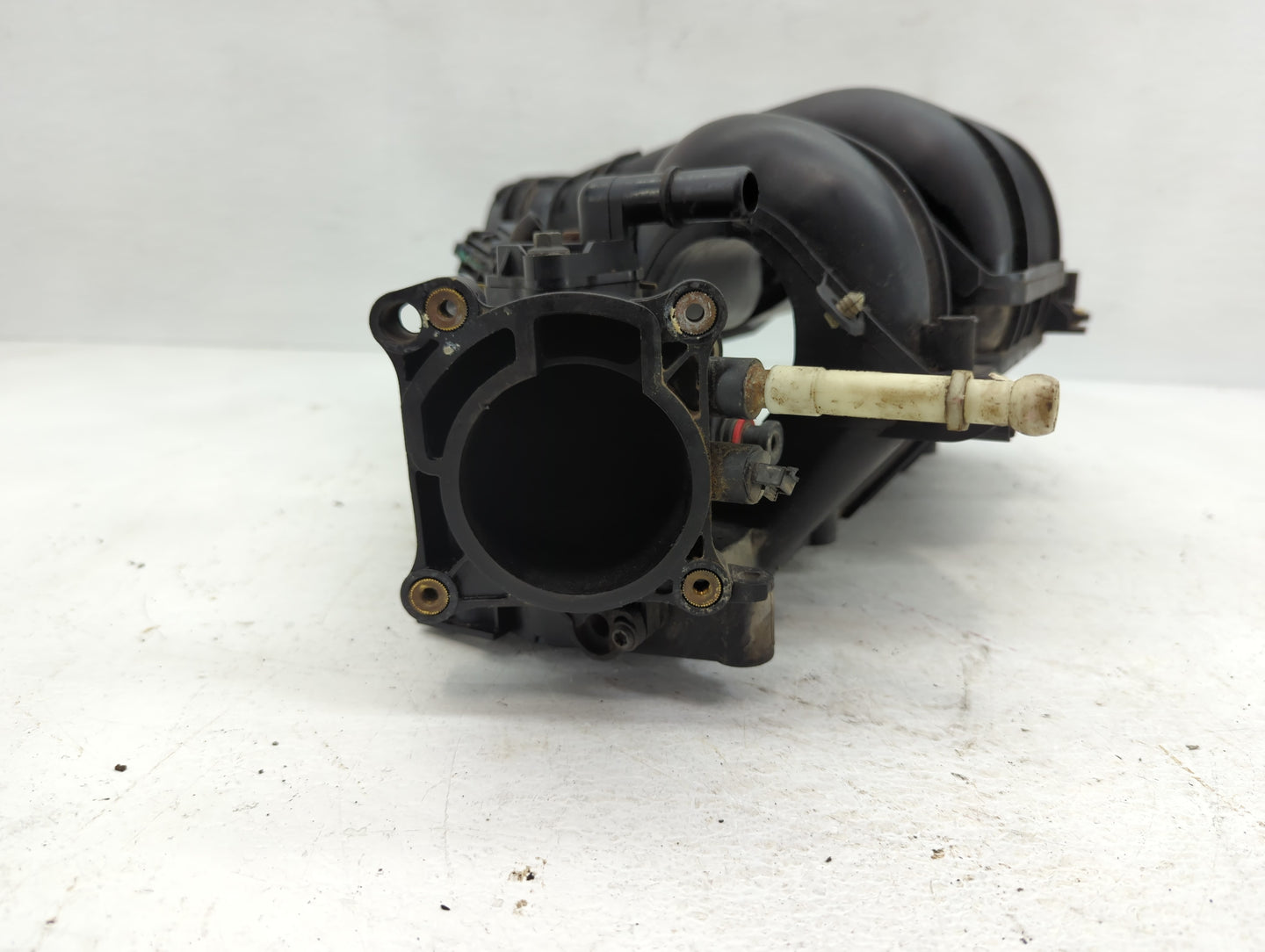 2007-2008 Mercury Mariner Air Intake Manifold P/N:0 261 230 123 4S4G-9F479-AB Fits Fits 2007 2008 OEM Used Auto Parts - Oemu