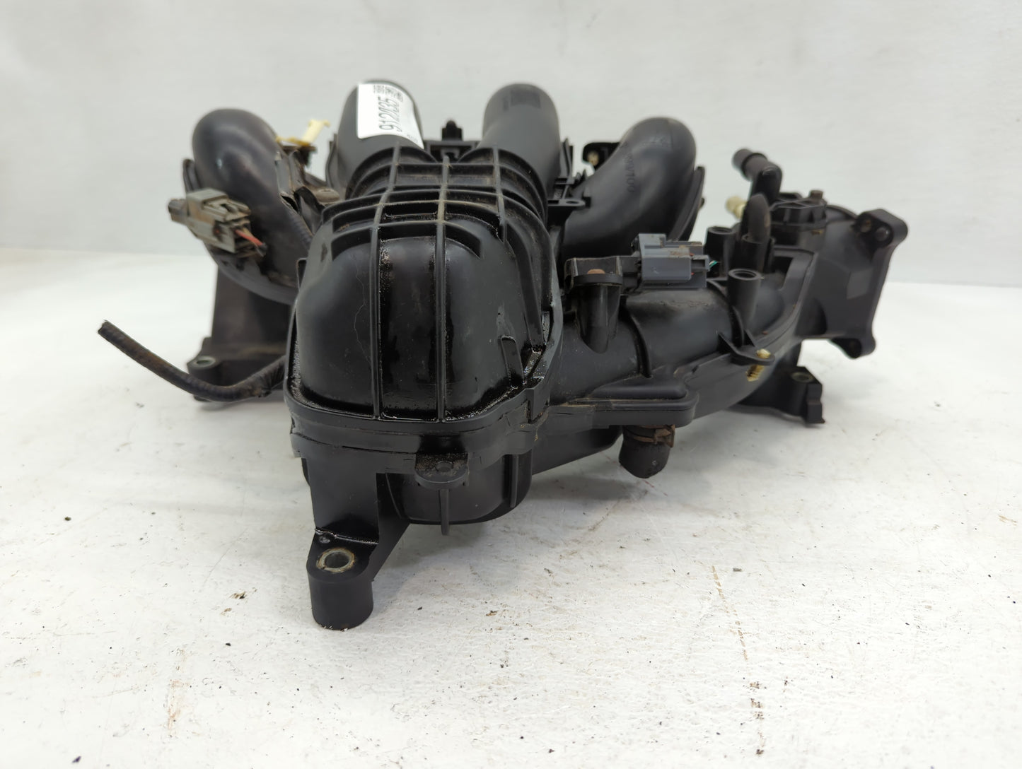 2007-2008 Mercury Mariner Air Intake Manifold P/N:0 261 230 123 4S4G-9F479-AB Fits Fits 2007 2008 OEM Used Auto Parts - Oemu