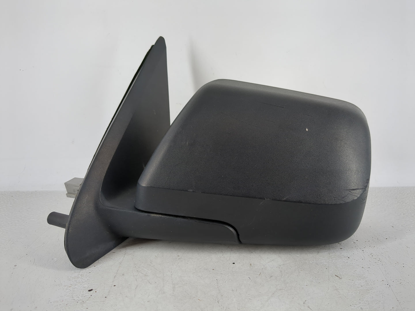 2008-2009 Mercury Mariner Passenger Right Side View Manual Door Mirror - Oemusedautoparts1.com